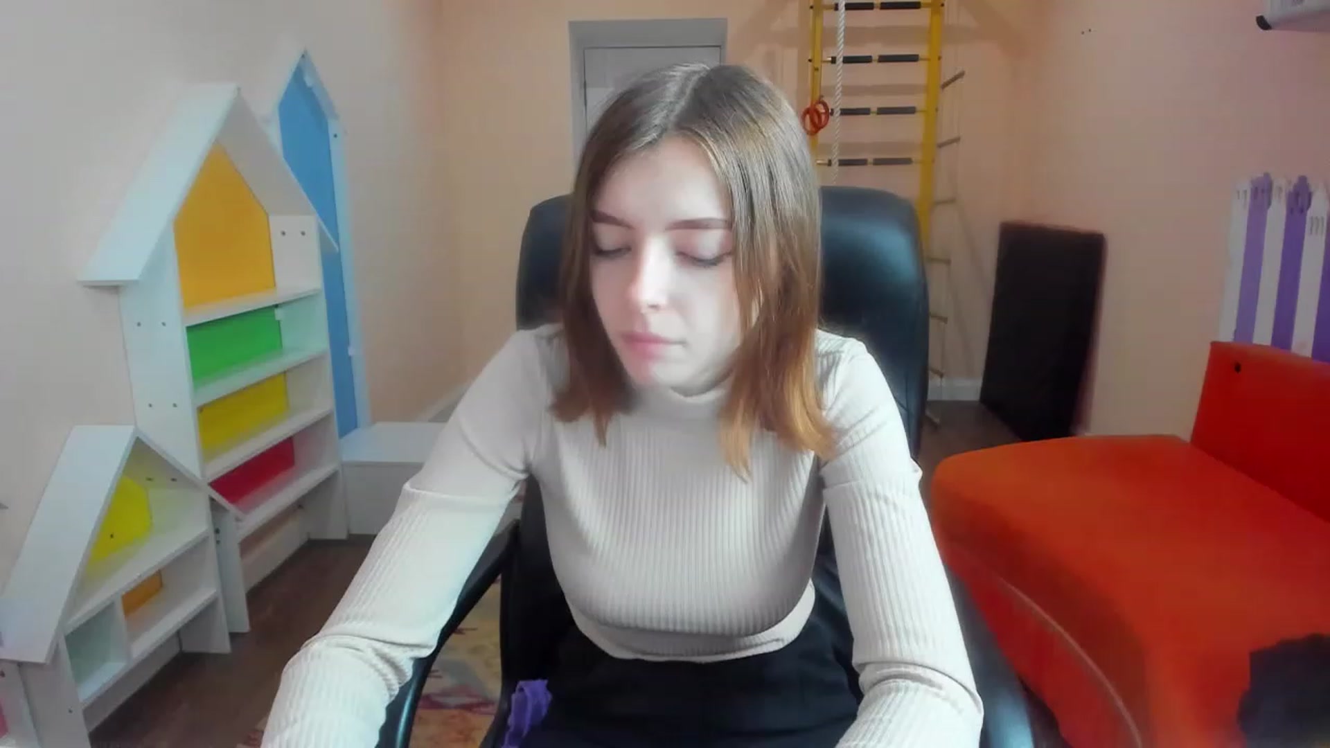 Gallery image thumbnail from MarryNett's myfreecams stream on, 11/26/2022, 07:40 image 1 of 20