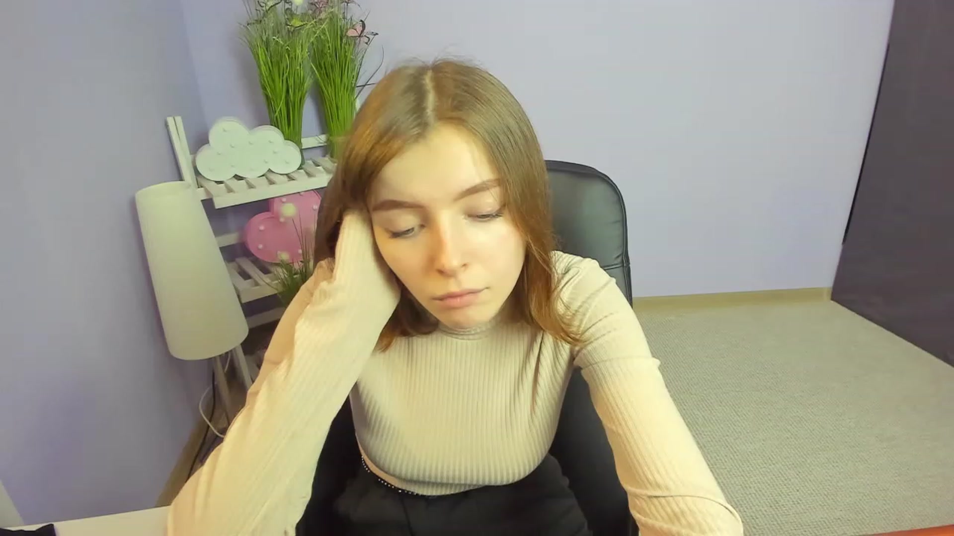 Gallery image thumbnail from MarryNett's myfreecams stream on, 11/26/2022, 12:35 image 10 of 20