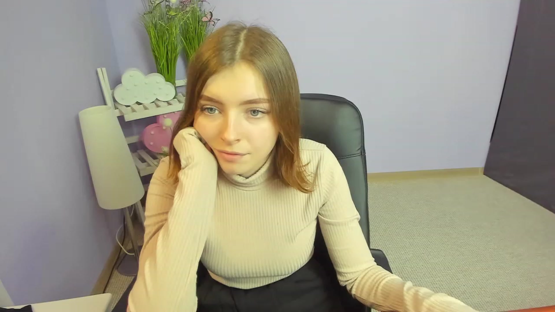 Gallery image thumbnail from MarryNett's myfreecams stream on, 11/26/2022, 12:35 image 8 of 20