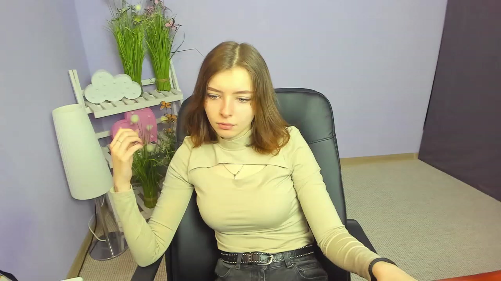 Gallery image thumbnail from MarryNett's myfreecams stream on, 11/27/2022, 08:59 image 12 of 20