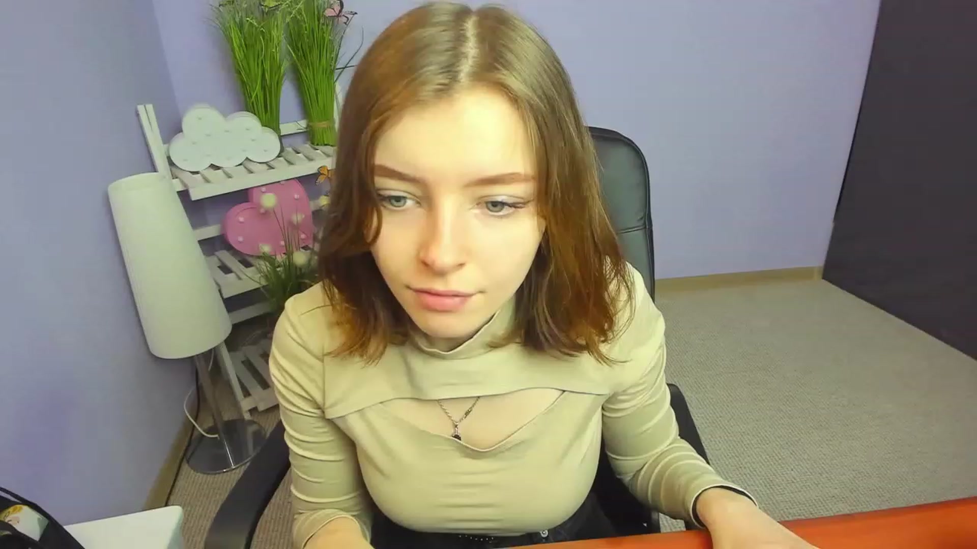 Gallery image thumbnail from MarryNett's myfreecams stream on, 11/27/2022, 08:59 image 1 of 20