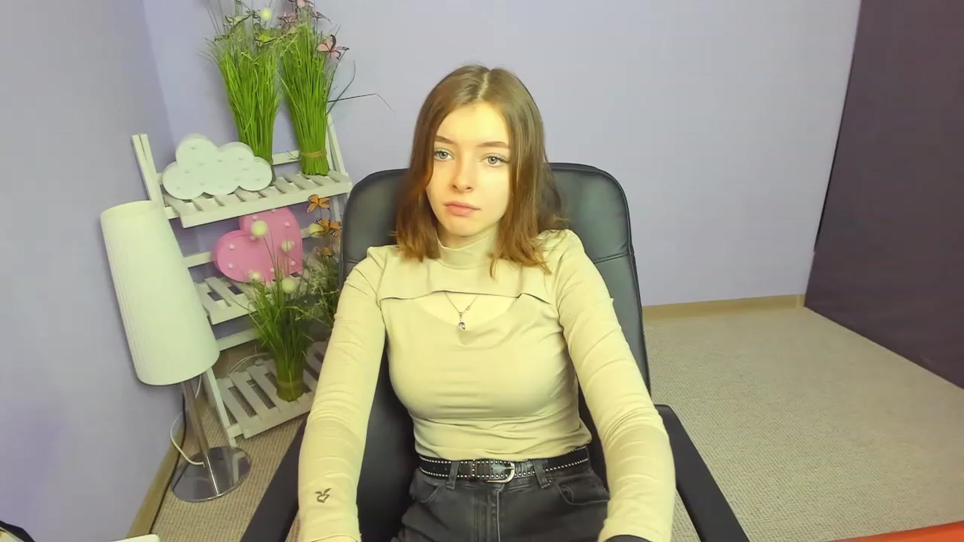 Gallery image thumbnail from MarryNett's myfreecams stream on, 11/27/2022, 08:59 image 10 of 20