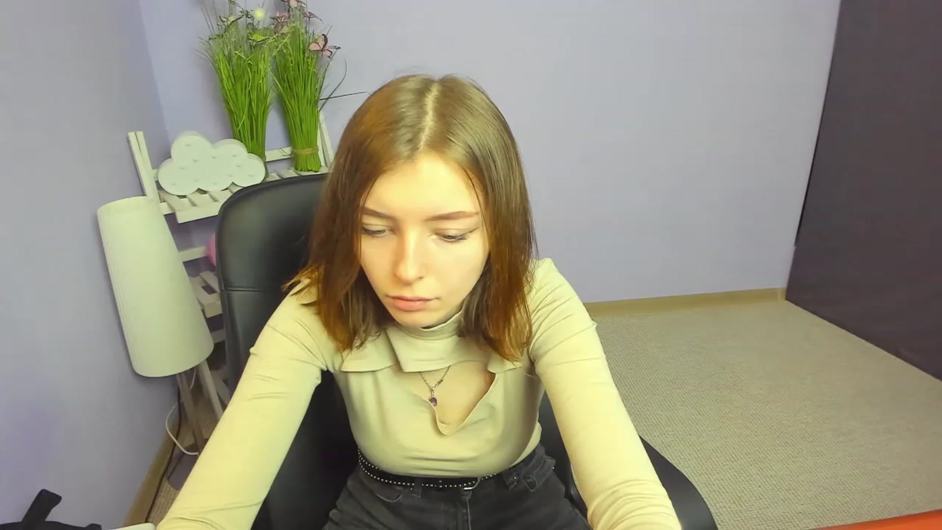 Gallery image thumbnail from MarryNett's myfreecams stream on, 11/27/2022, 09:45 image 9 of 20