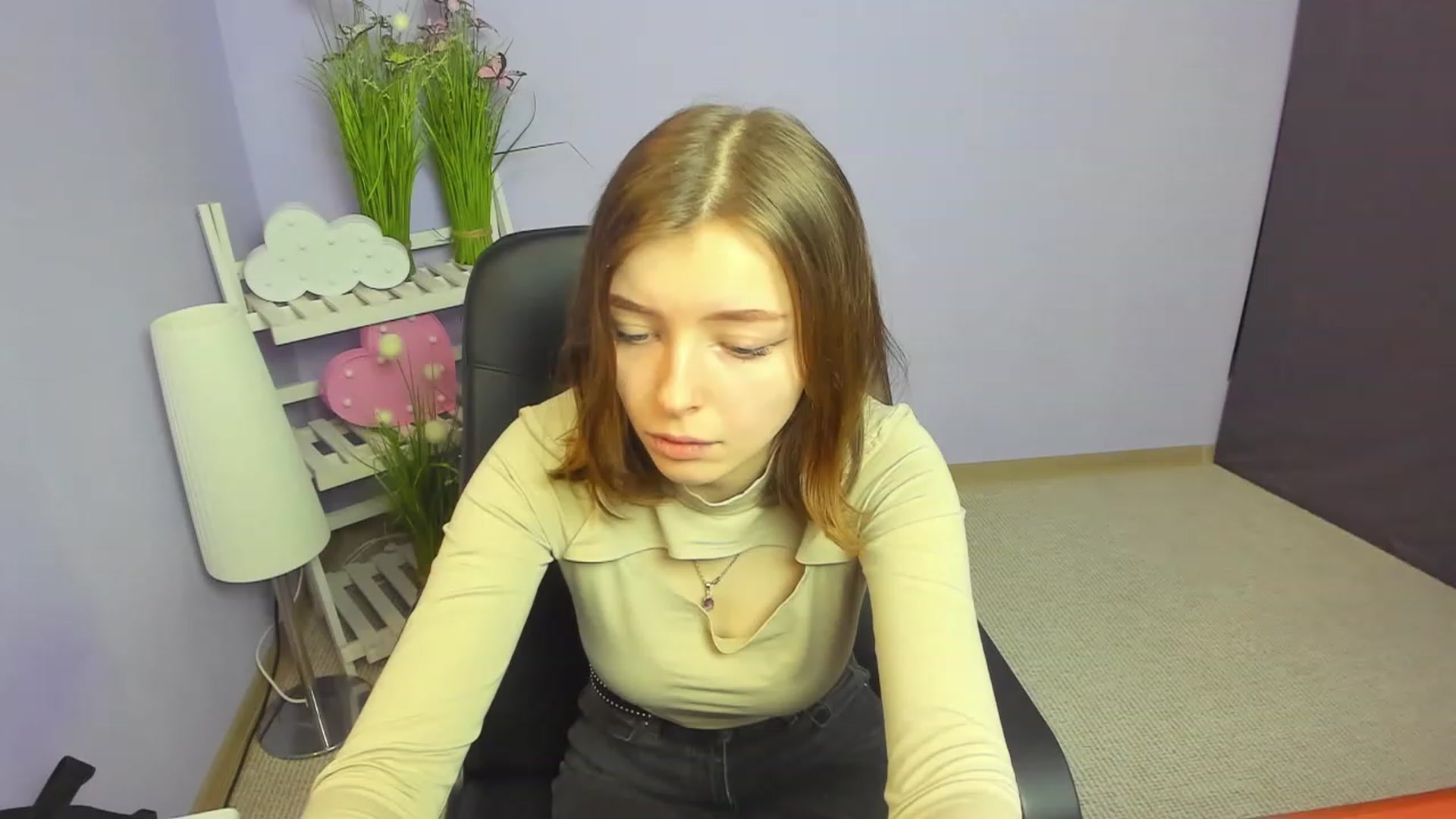 Gallery image thumbnail from MarryNett's myfreecams stream on, 11/27/2022, 09:45 image 13 of 20
