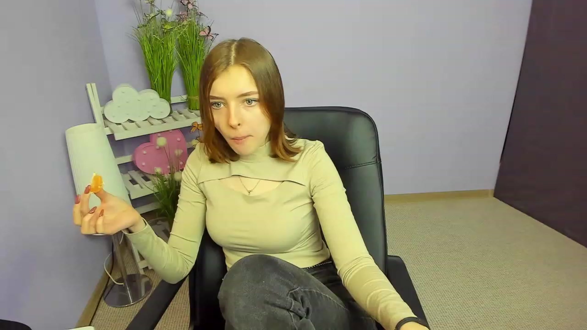 Gallery image thumbnail from MarryNett's myfreecams stream on, 11/27/2022, 11:22 image 1 of 20