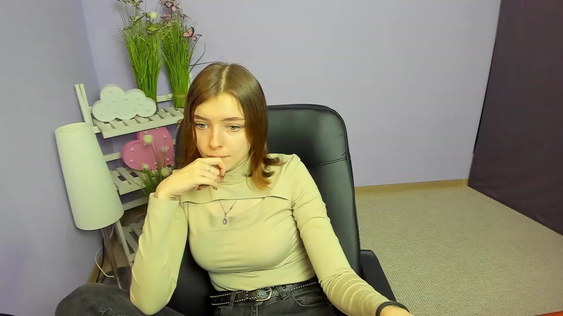 Gallery image thumbnail from MarryNett's myfreecams stream on, 11/27/2022, 12:01 image 17 of 20