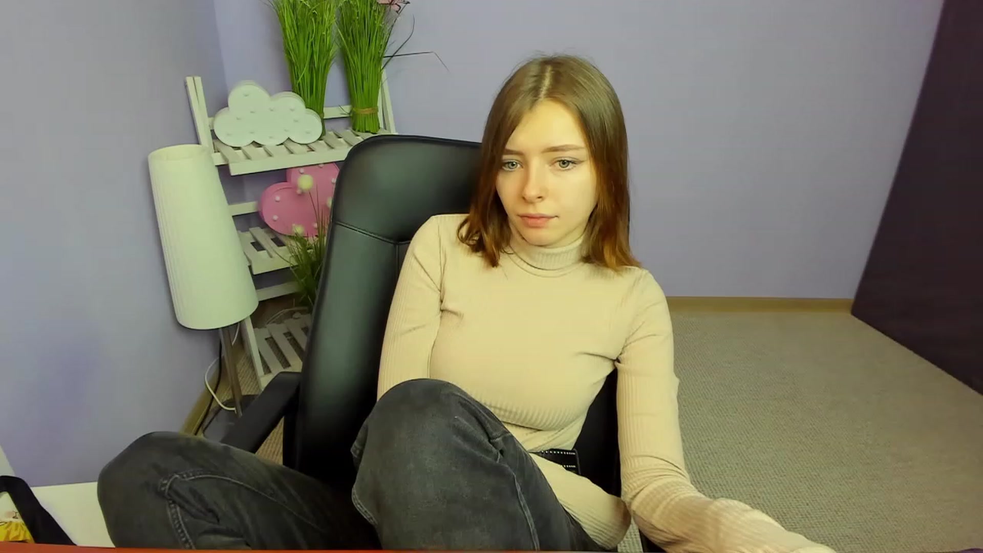 Gallery image thumbnail from MarryNett's myfreecams stream on, 11/28/2022, 07:28 image 15 of 20