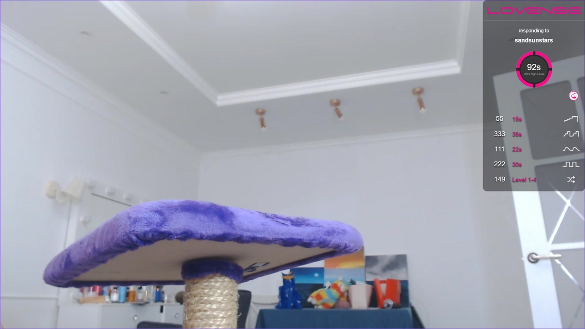 Gallery image thumbnail from Marry_luu's myfreecams stream on, 11/21/2022, 05:33 image 18 of 20