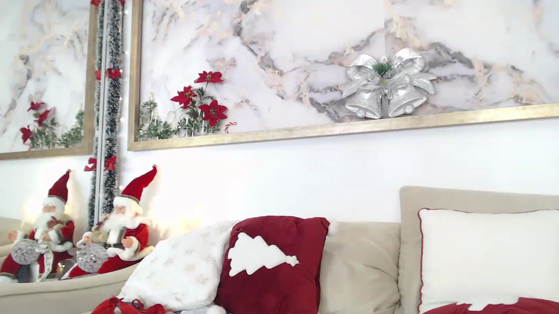 Gallery image thumbnail from MarrylouAnne's myfreecams stream on, 12/20/2022, 04:17 image 3 of 20