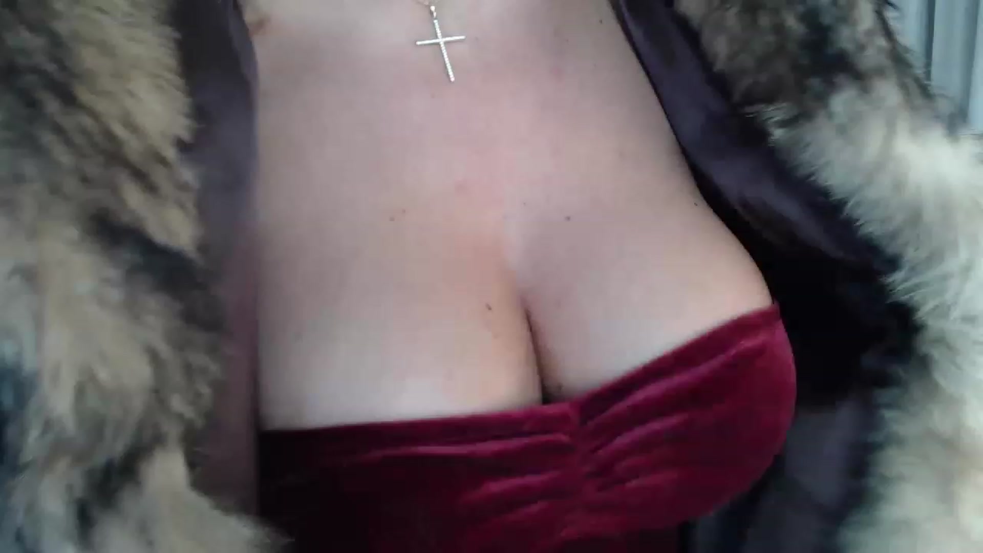 Gallery image thumbnail from MarrylouAnne's myfreecams stream on, 12/31/2022, 02:18 image 4 of 20