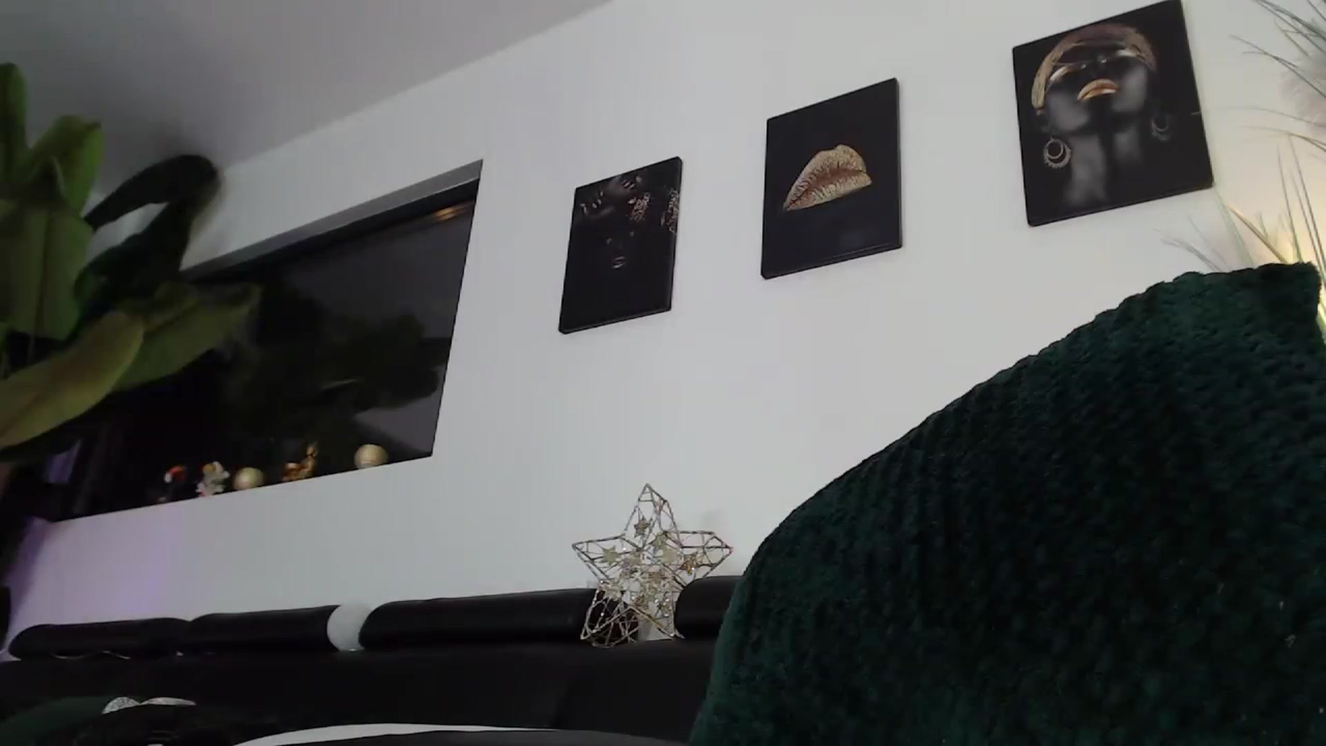 Gallery image thumbnail from MarrylouAnne's myfreecams stream on, 01/26/2023, 23:52 image 11 of 20