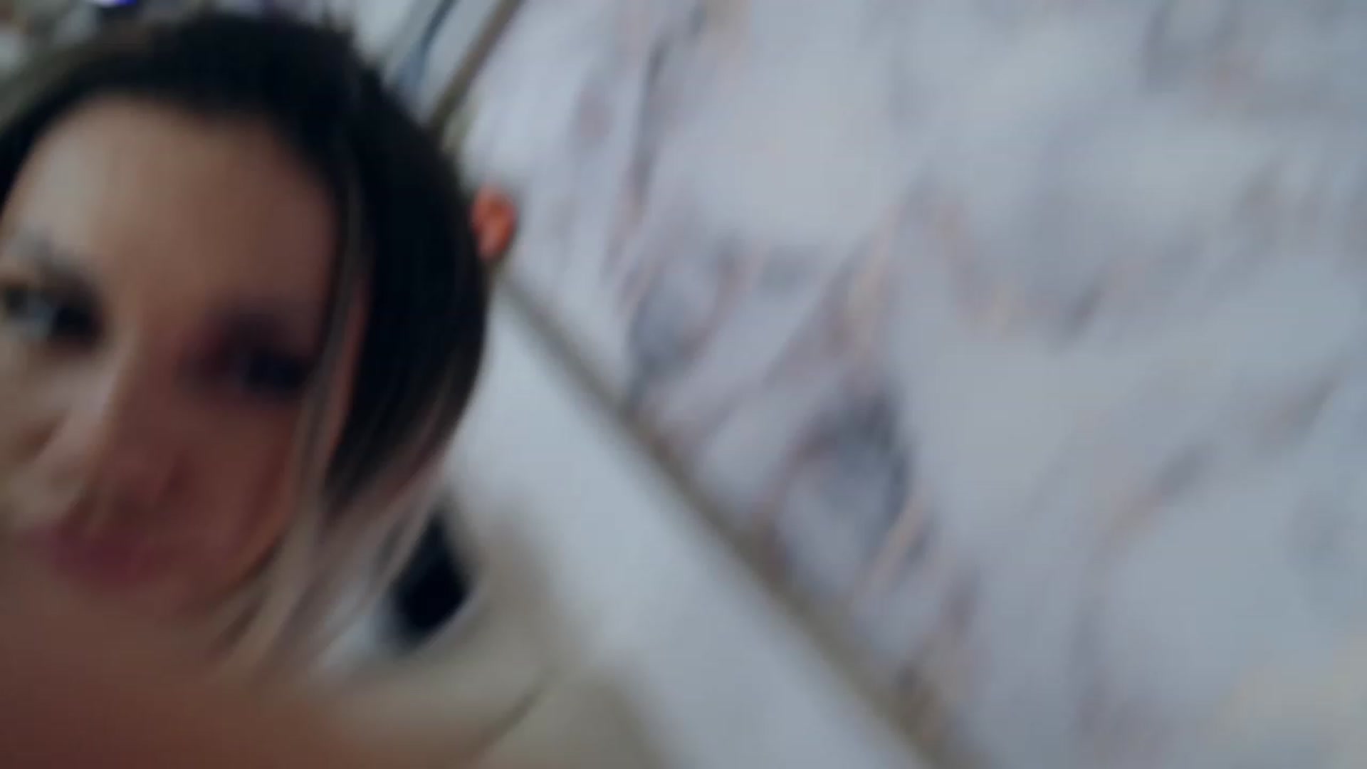 Gallery image thumbnail from MarrylouAnne's myfreecams stream on, 10/20/2023, 04:39 image 13 of 20