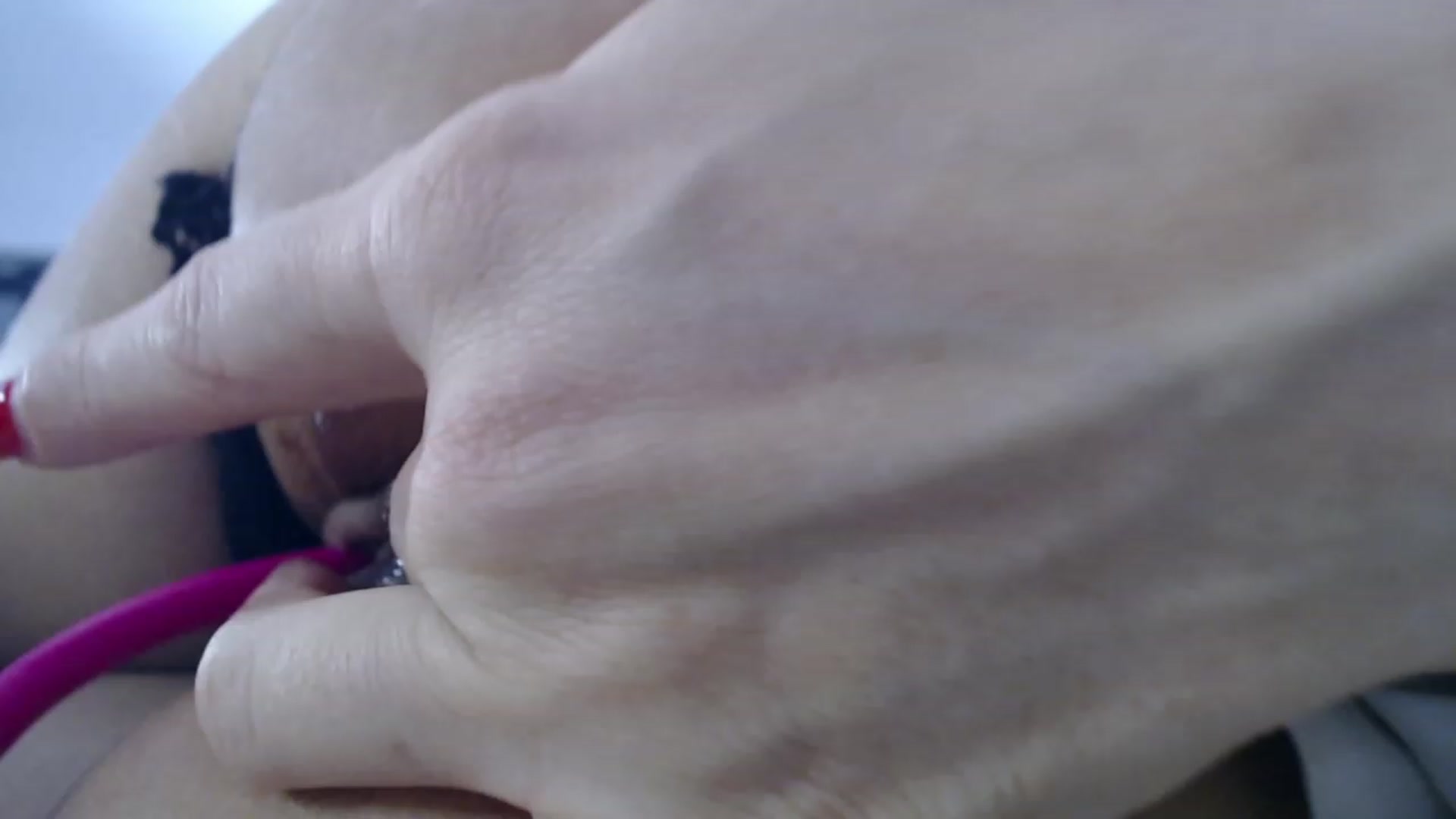 Gallery image thumbnail from MarrylouAnne's myfreecams stream on, 10/22/2023, 24:10 image 8 of 20