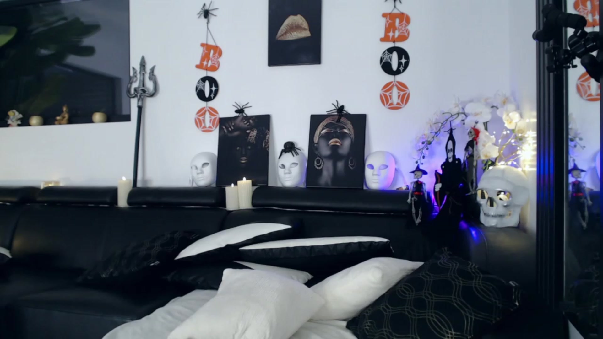 Gallery image thumbnail from MarrylouAnne's myfreecams stream on, 10/22/2023, 24:10 image 20 of 20