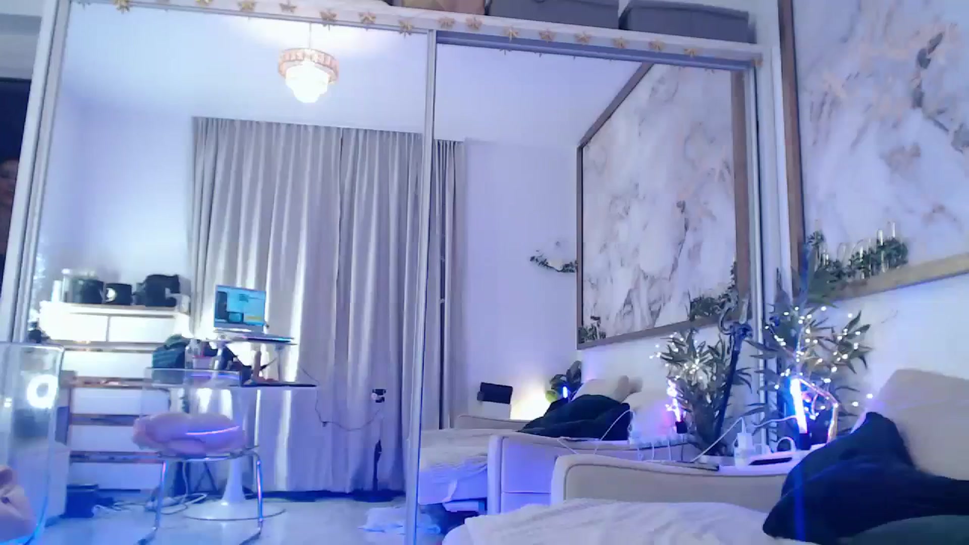 Gallery image thumbnail from MarrylouAnne's myfreecams stream on, 11/11/2023, 24:27 image 5 of 20