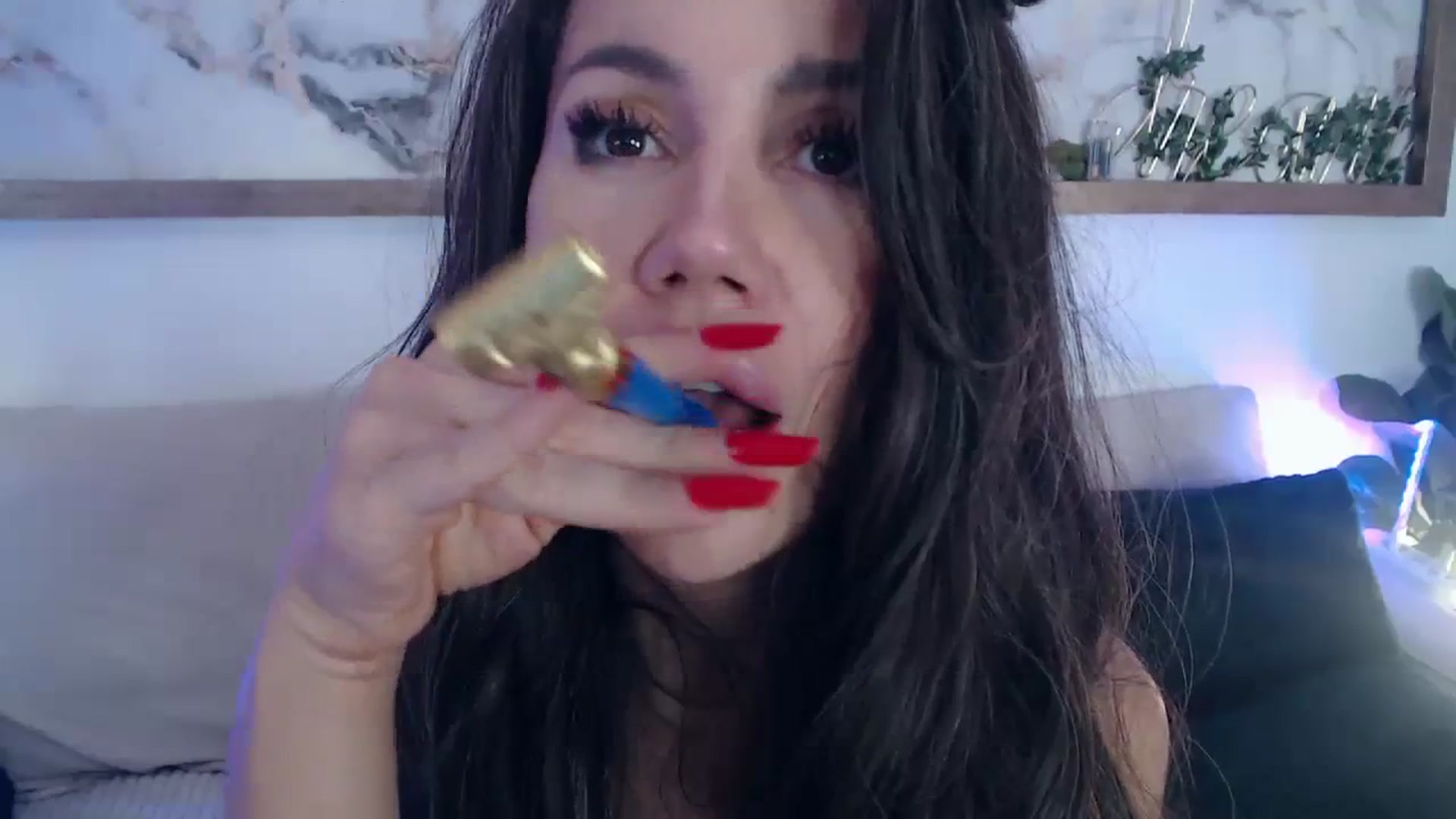 Gallery image thumbnail from MarrylouAnne's myfreecams stream on, 11/22/2023, 02:19 image 8 of 20