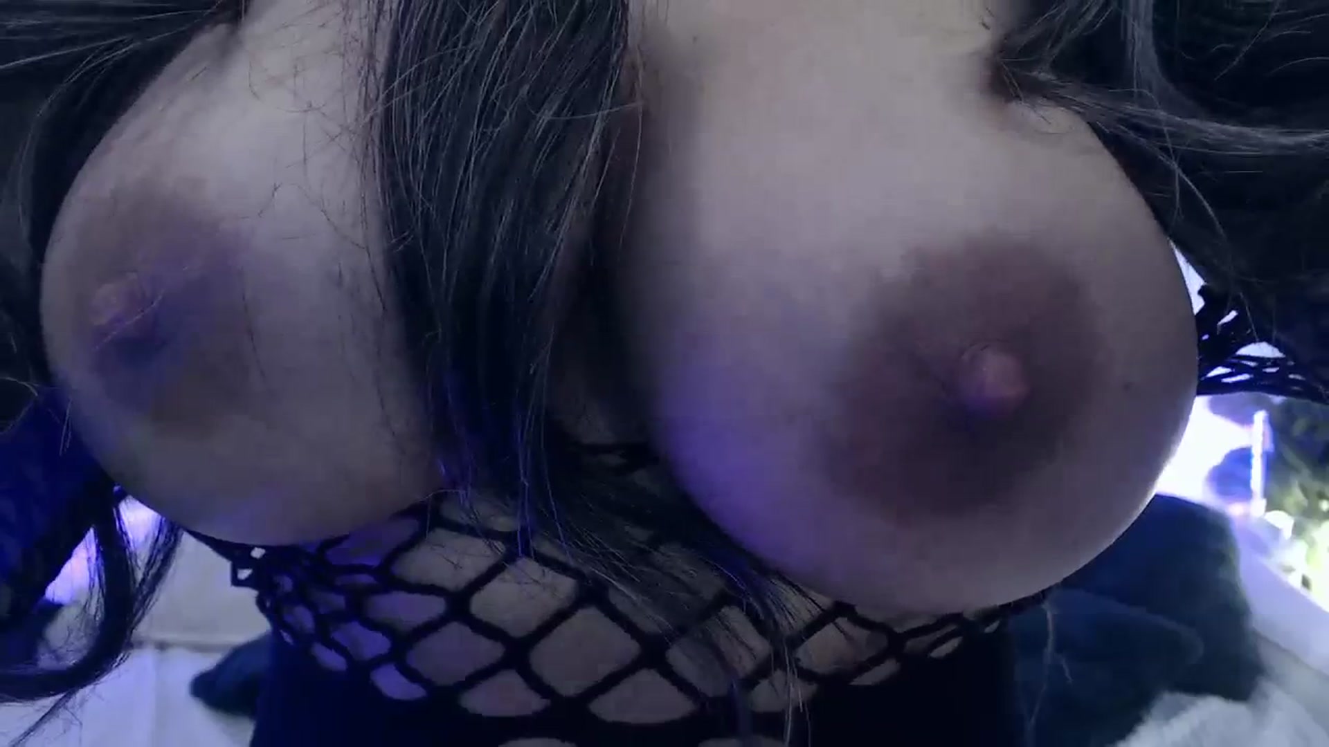Gallery image thumbnail from MarrylouAnne's myfreecams stream on, 11/26/2023, 02:47 image 8 of 20