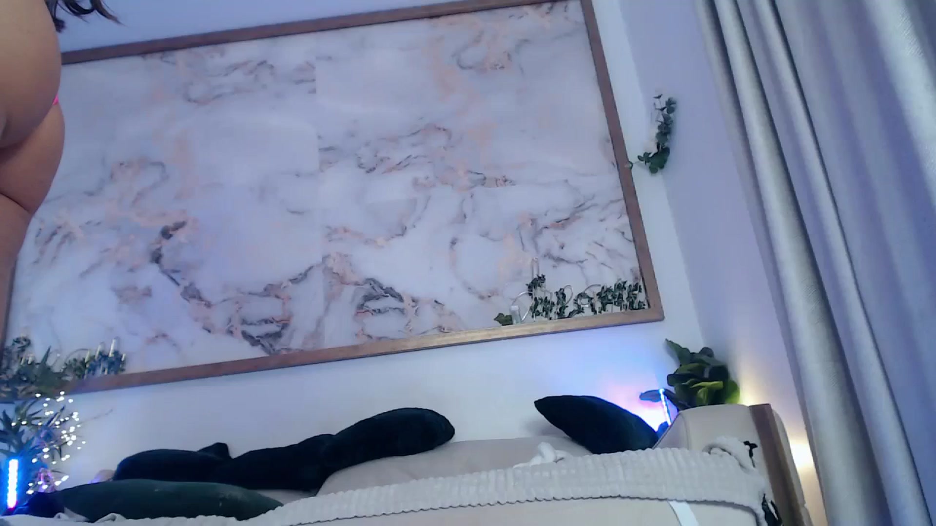 Gallery image thumbnail from MarrylouAnne's myfreecams stream on, 11/29/2023, 03:28 image 5 of 20