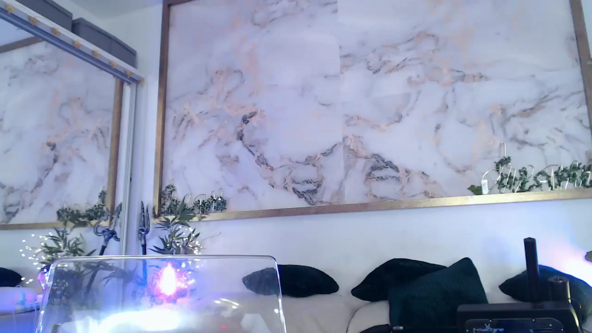 Gallery image thumbnail from MarrylouAnne's myfreecams stream on, 11/30/2023, 24:03 image 9 of 20