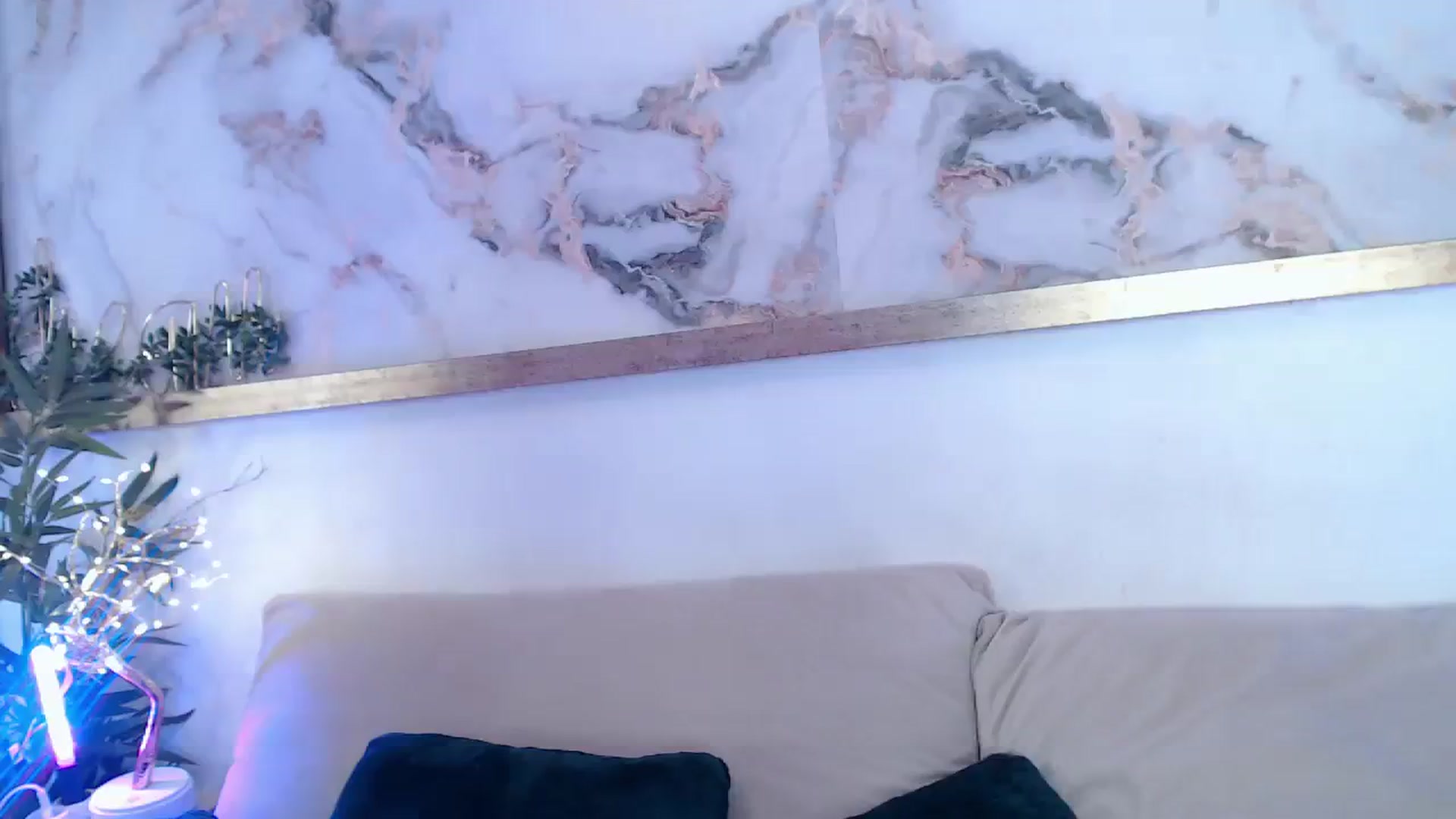 Gallery image thumbnail from MarrylouAnne's myfreecams stream on, 12/01/2023, 02:25 image 9 of 20