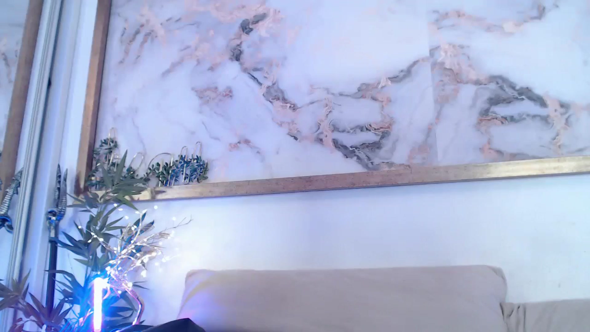 Gallery image thumbnail from MarrylouAnne's myfreecams stream on, 12/01/2023, 02:25 image 5 of 20