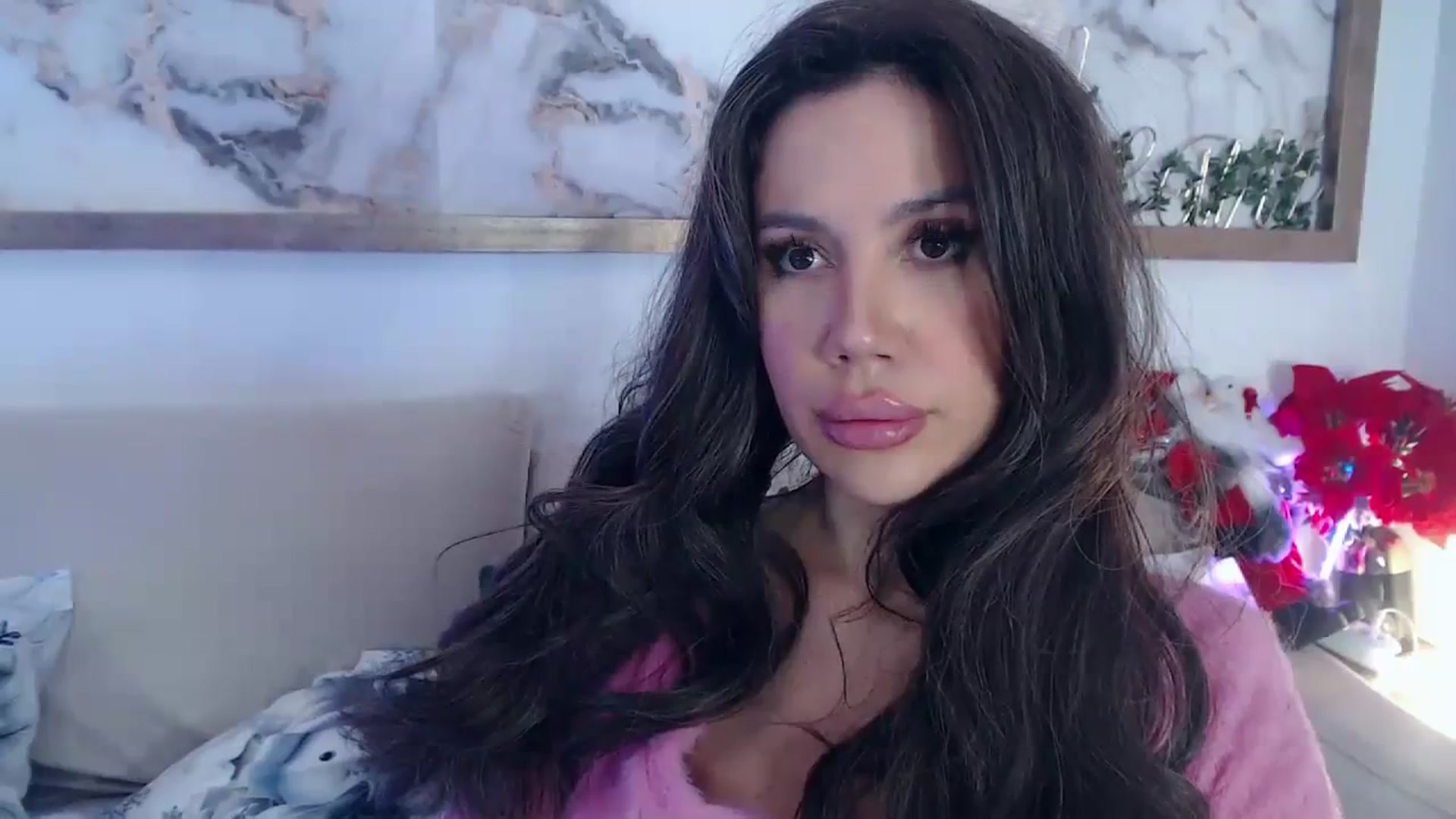 Gallery image thumbnail from MarrylouAnne's myfreecams stream on, 12/06/2023, 23:04 image 7 of 20