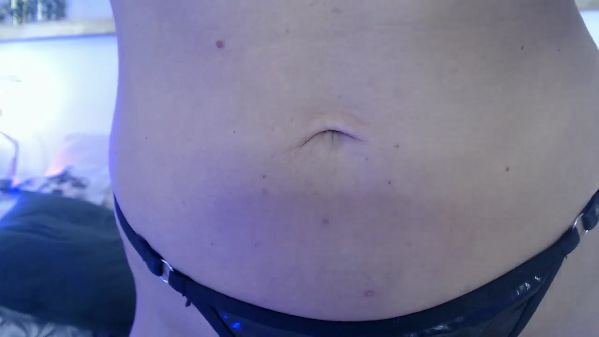 Gallery image thumbnail from MarrylouAnne's myfreecams stream on, 12/08/2023, 01:40 image 10 of 20
