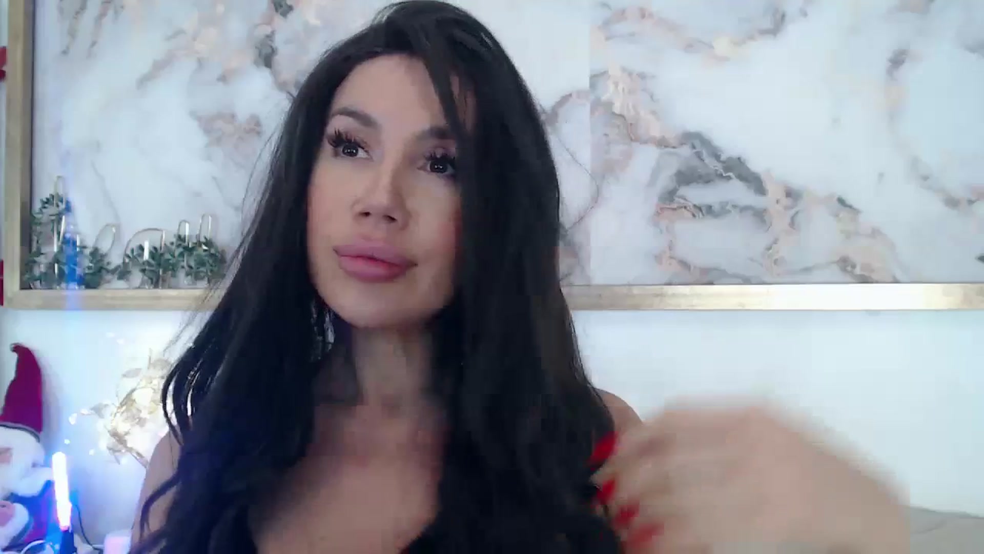 Gallery image thumbnail from MarrylouAnne's myfreecams stream on, 12/22/2023, 03:20 image 16 of 20