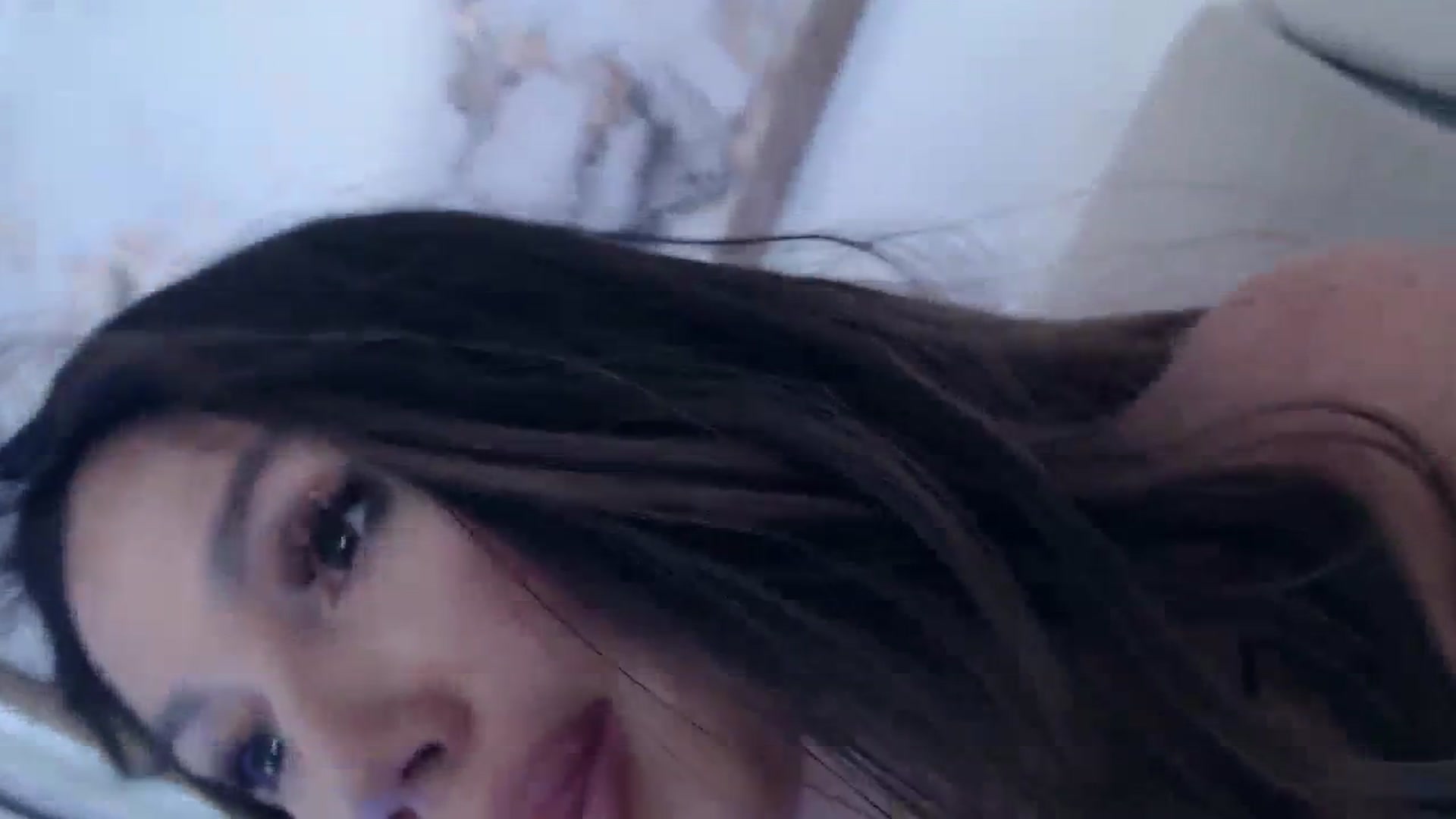 Gallery image thumbnail from MarrylouAnne's myfreecams stream on, 01/27/2024, 02:00 image 18 of 20