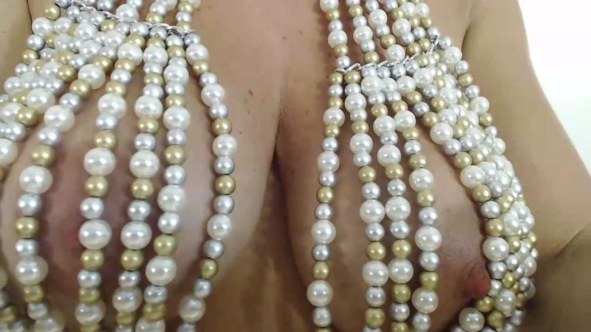 Gallery image thumbnail from MarrylouAnne's myfreecams stream on, 07/26/2026, 22:13 image 3 of 20