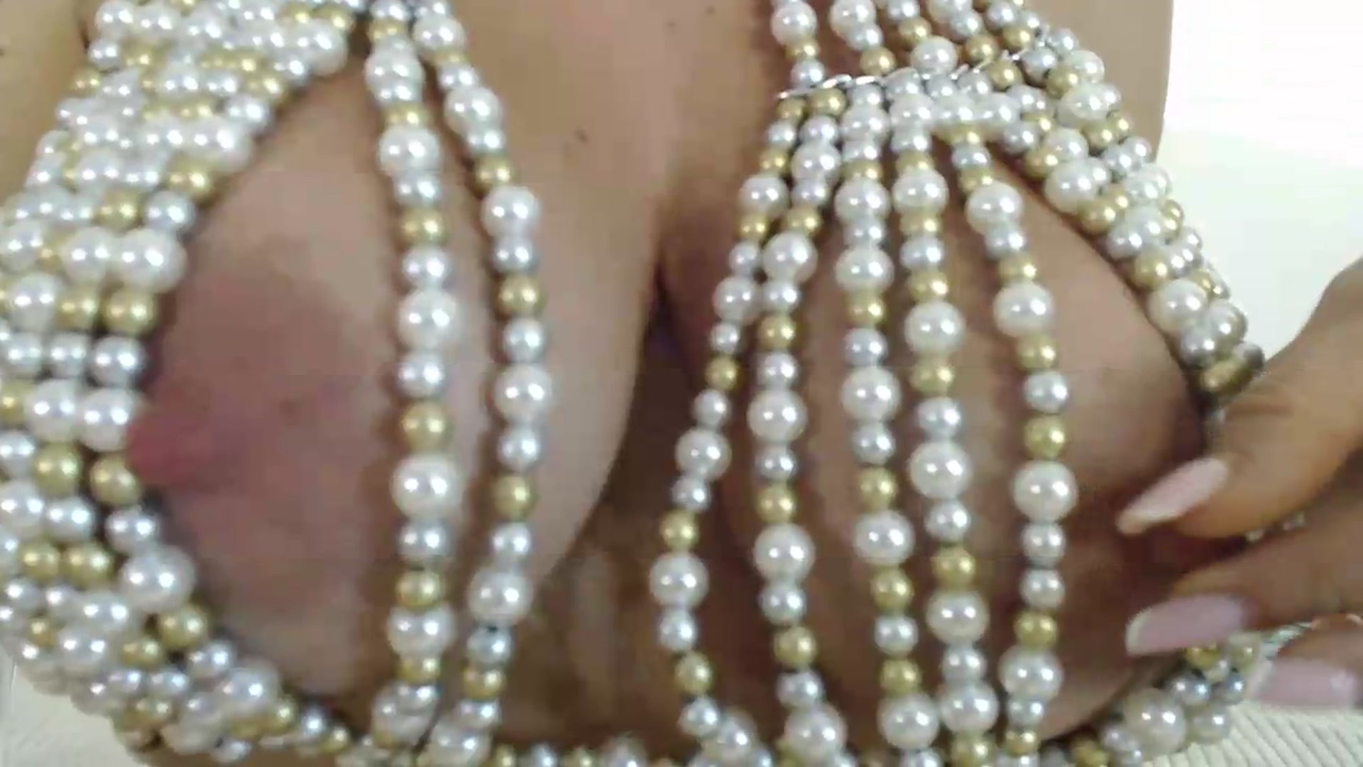 Gallery image thumbnail from MarrylouAnne's myfreecams stream on, 07/26/2026, 22:13 image 4 of 20