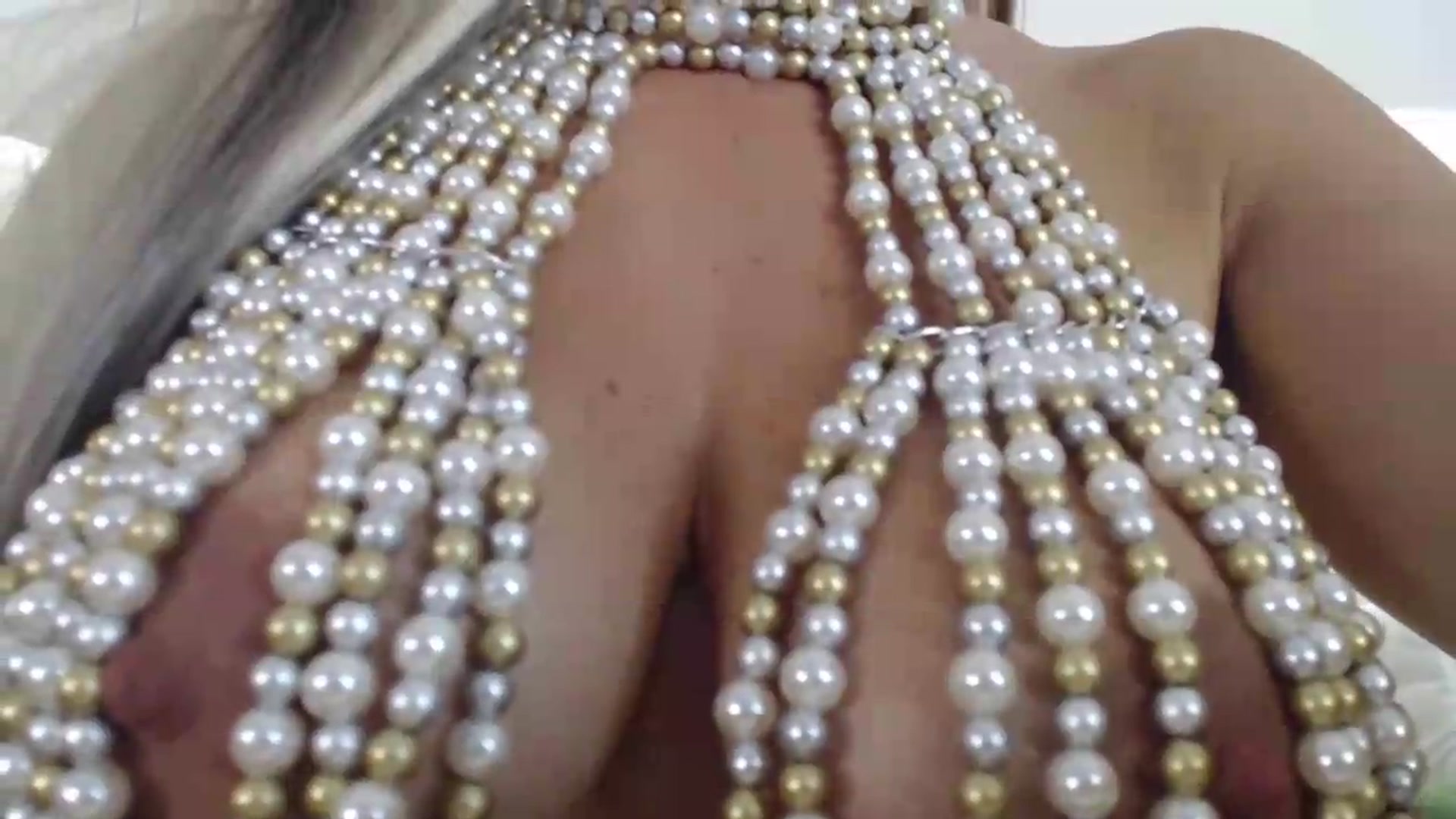 Gallery image thumbnail from MarrylouAnne's myfreecams stream on, 07/27/2026, 24:03 image 13 of 20