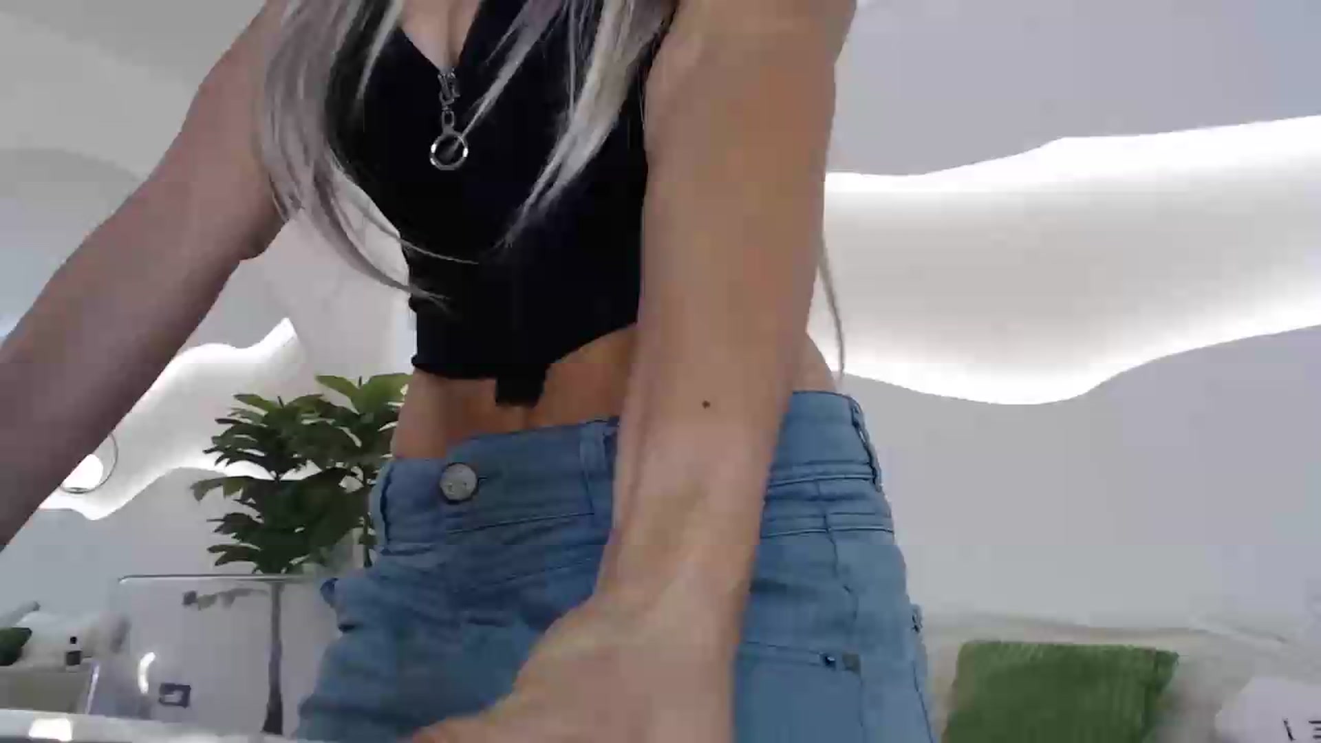 Gallery image thumbnail from MarrylouAnne's myfreecams stream on, 08/10/2026, 22:47 image 17 of 20
