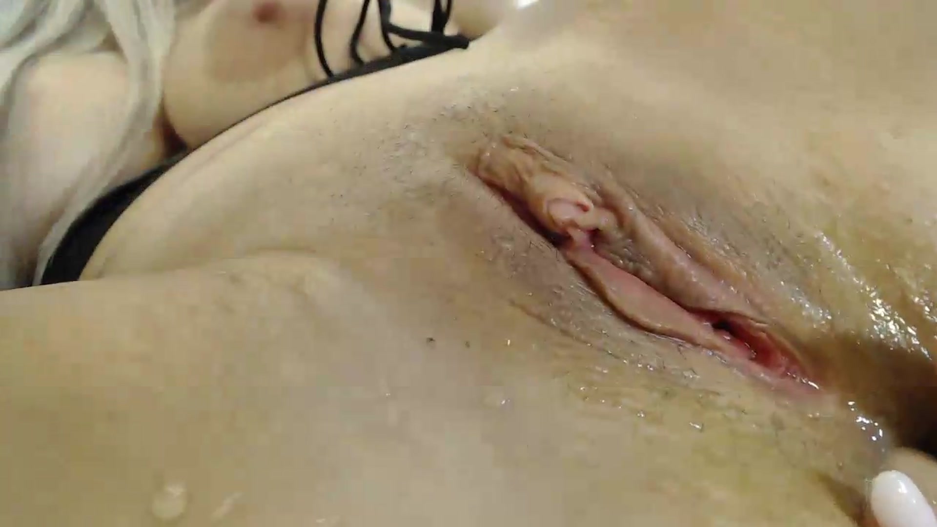 Gallery image thumbnail from MarrylouAnne's myfreecams stream on, 08/12/2026, 24:47 image 10 of 20