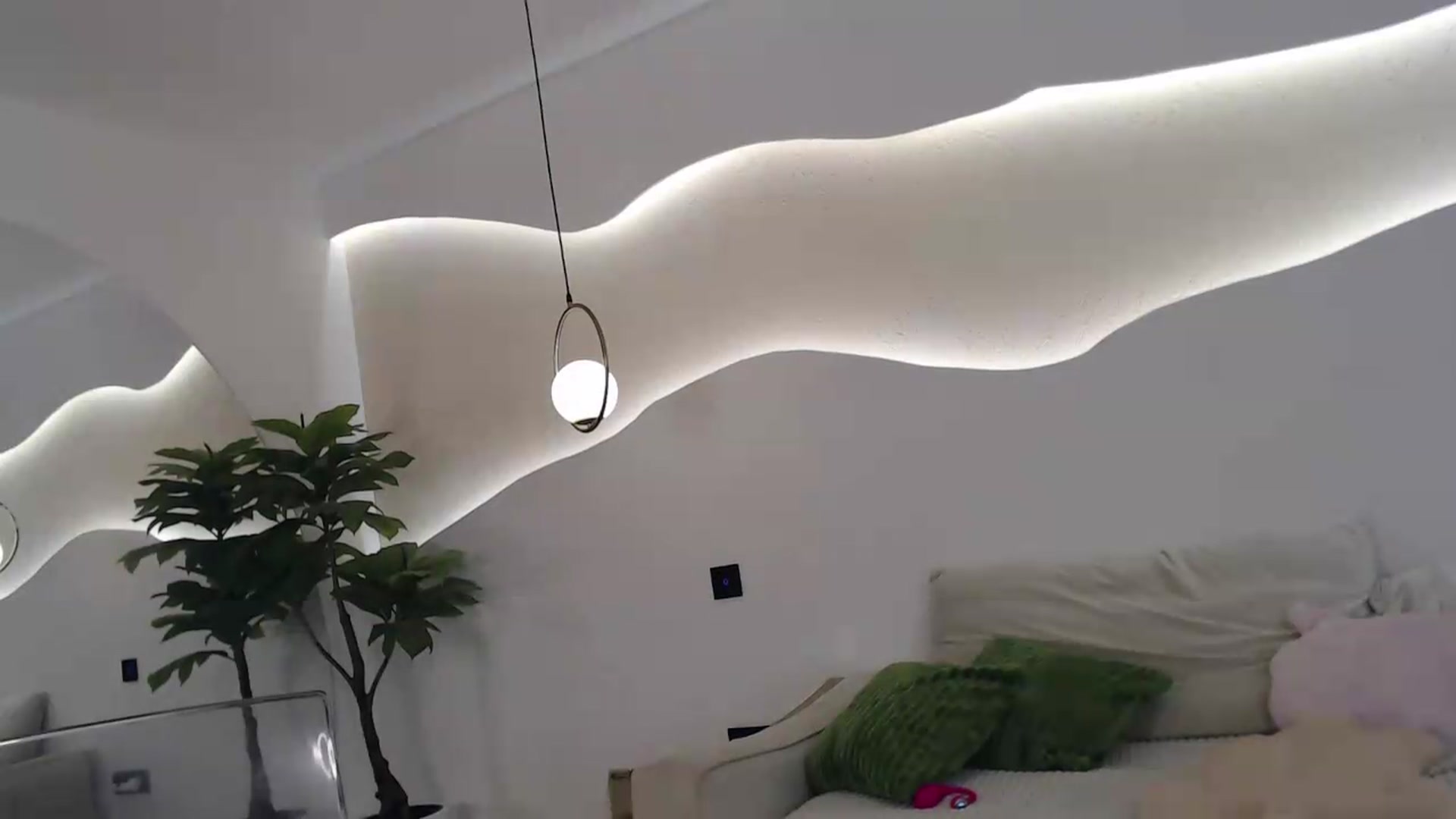 Gallery image thumbnail from MarrylouAnne's myfreecams stream on, 08/13/2026, 24:00 image 13 of 20