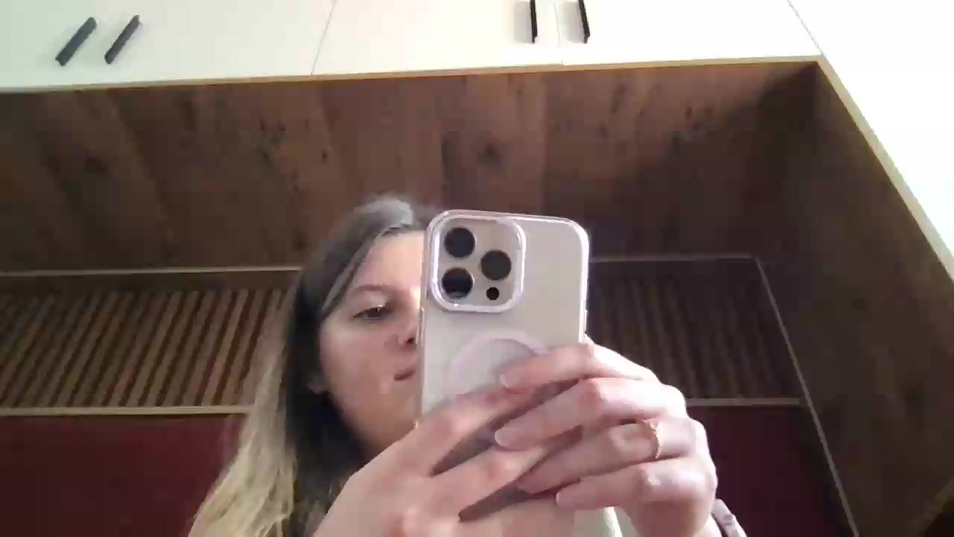 Gallery image thumbnail from MarshaCleave's myfreecams stream on, 05/28/2026, 13:06 image 8 of 20