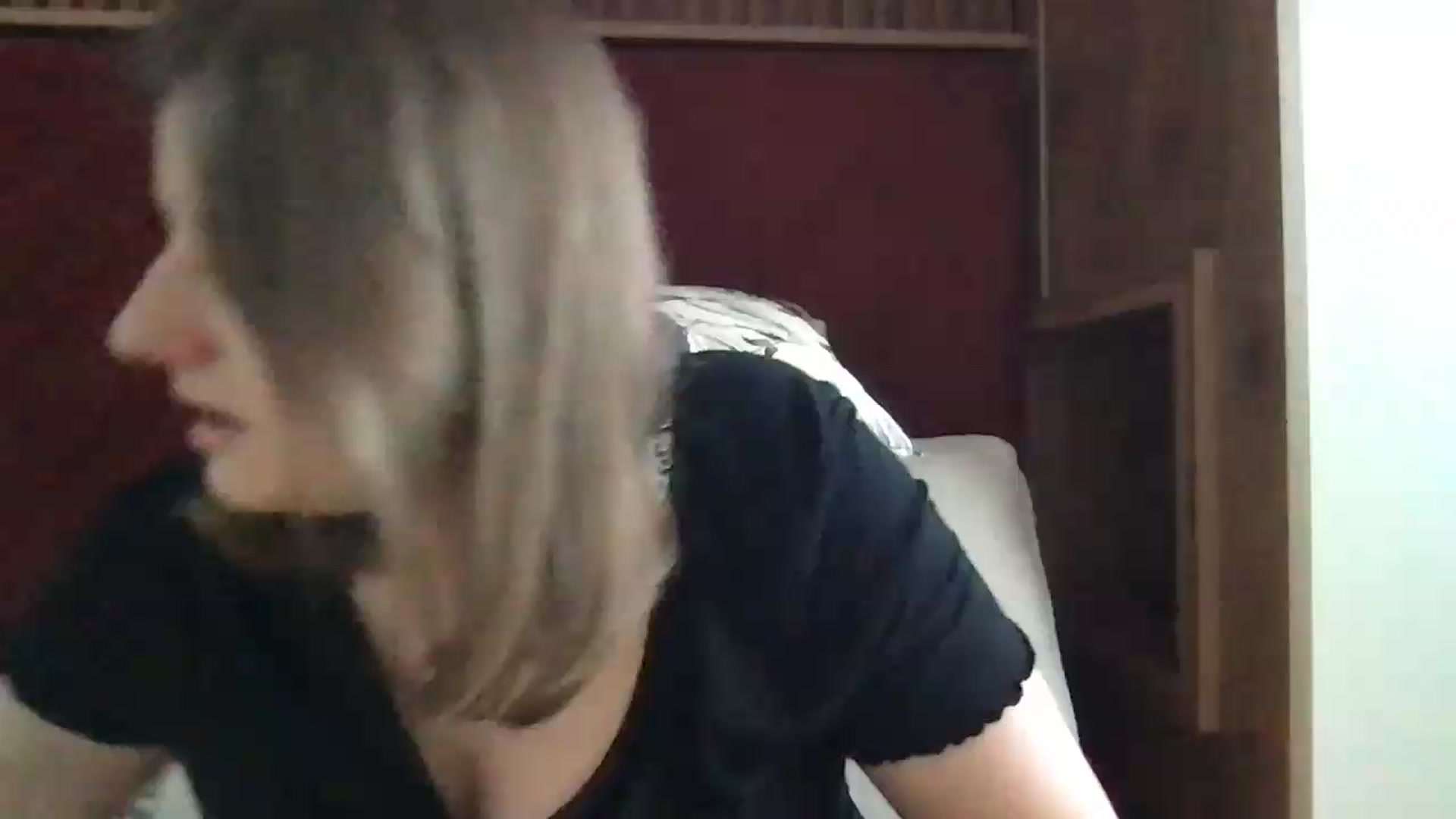 Gallery image thumbnail from MarshaCleave's myfreecams stream on, 07/01/2026, 13:26 image 9 of 20