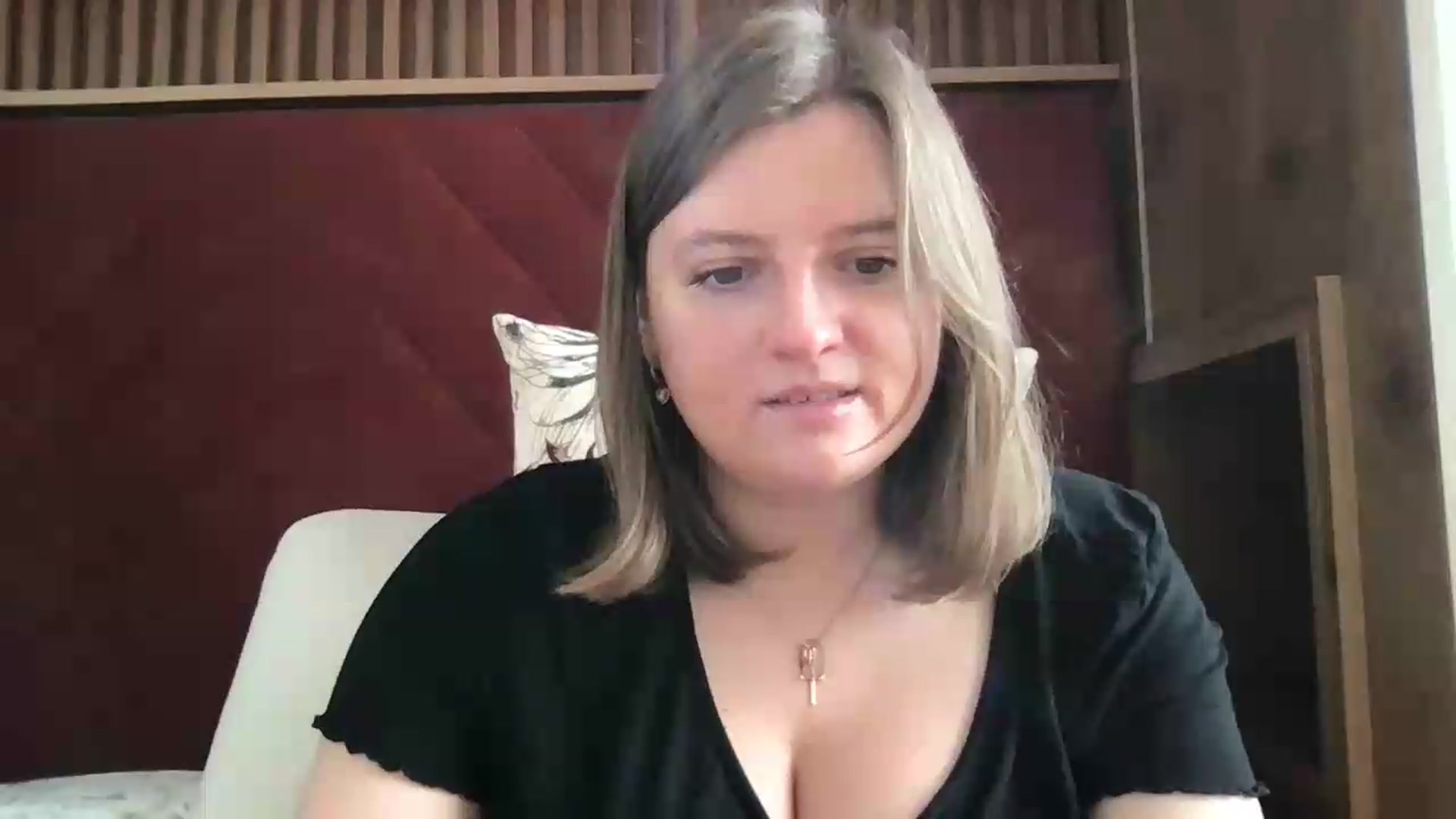 Gallery image thumbnail from MarshaCleave's myfreecams stream on, 07/01/2026, 16:05 image 16 of 20