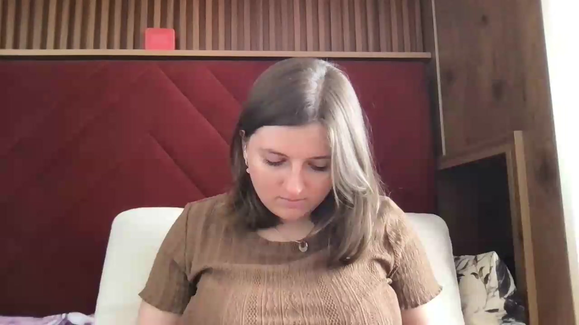 Gallery image thumbnail from MarshaCleave's myfreecams stream on, 07/07/2026, 14:25 image 18 of 20