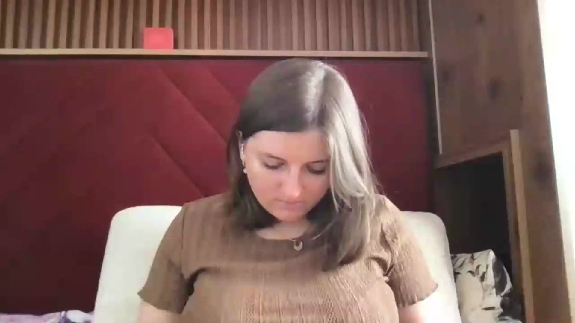 Gallery image thumbnail from MarshaCleave's myfreecams stream on, 07/07/2026, 14:25 image 19 of 20