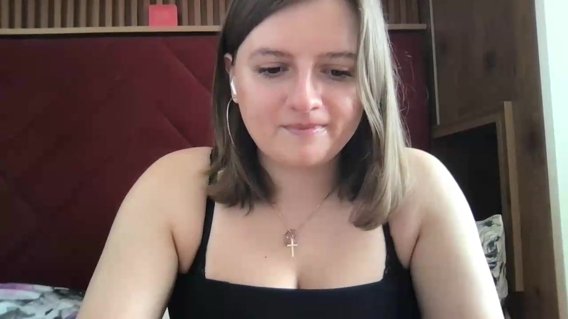 Gallery image thumbnail from MarshaCleave's myfreecams stream on, 07/10/2026, 16:12 image 8 of 20