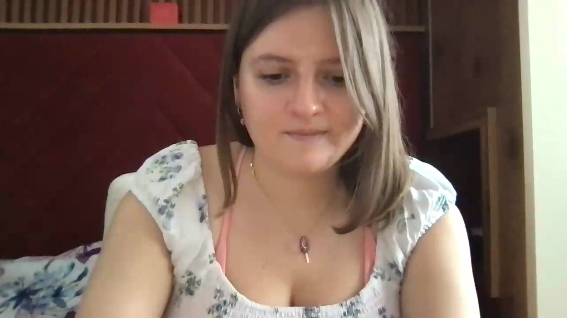 Gallery image thumbnail from MarshaCleave's myfreecams stream on, 07/11/2026, 13:00 image 5 of 20
