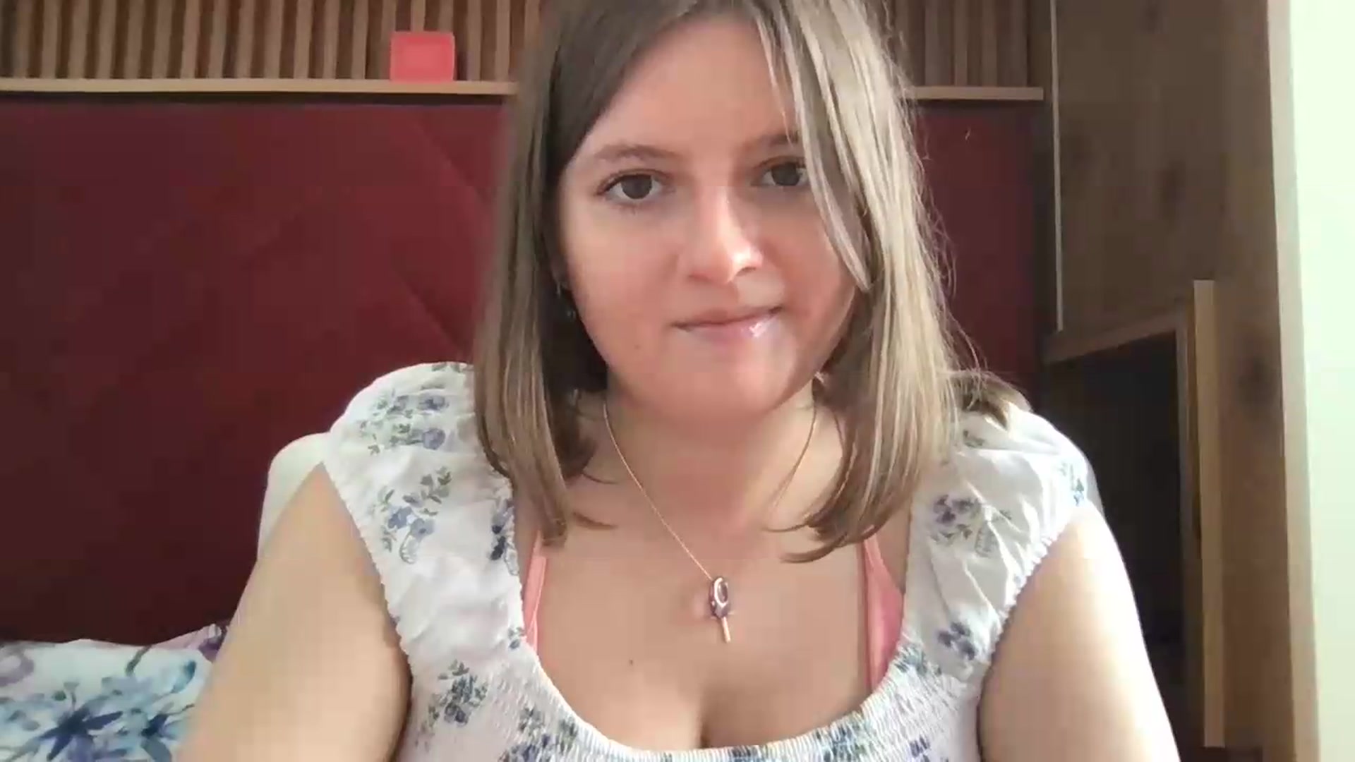 Gallery image thumbnail from MarshaCleave's myfreecams stream on, 07/11/2026, 16:06 image 7 of 20