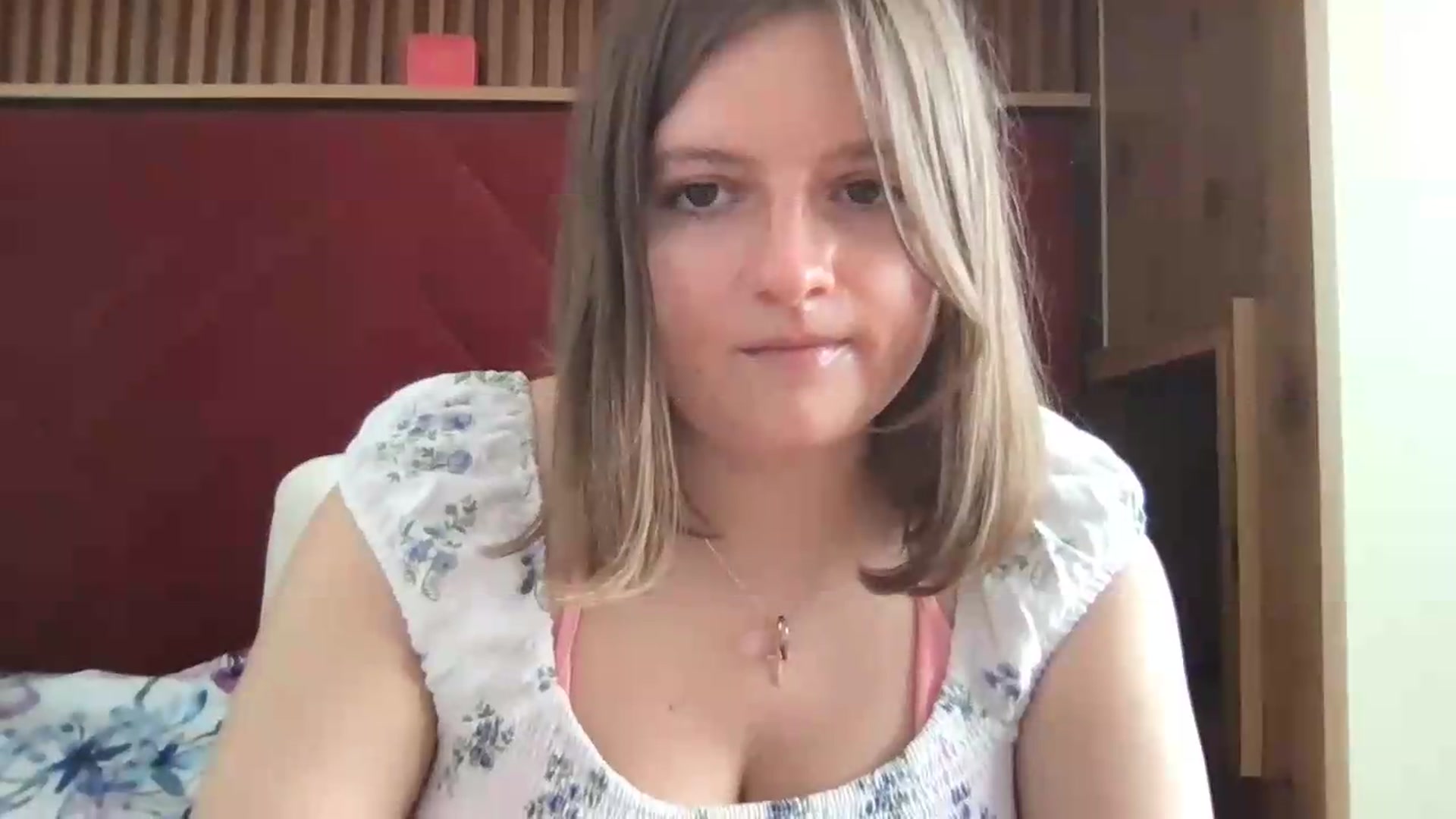 Gallery image thumbnail from MarshaCleave's myfreecams stream on, 07/11/2026, 16:06 image 5 of 20
