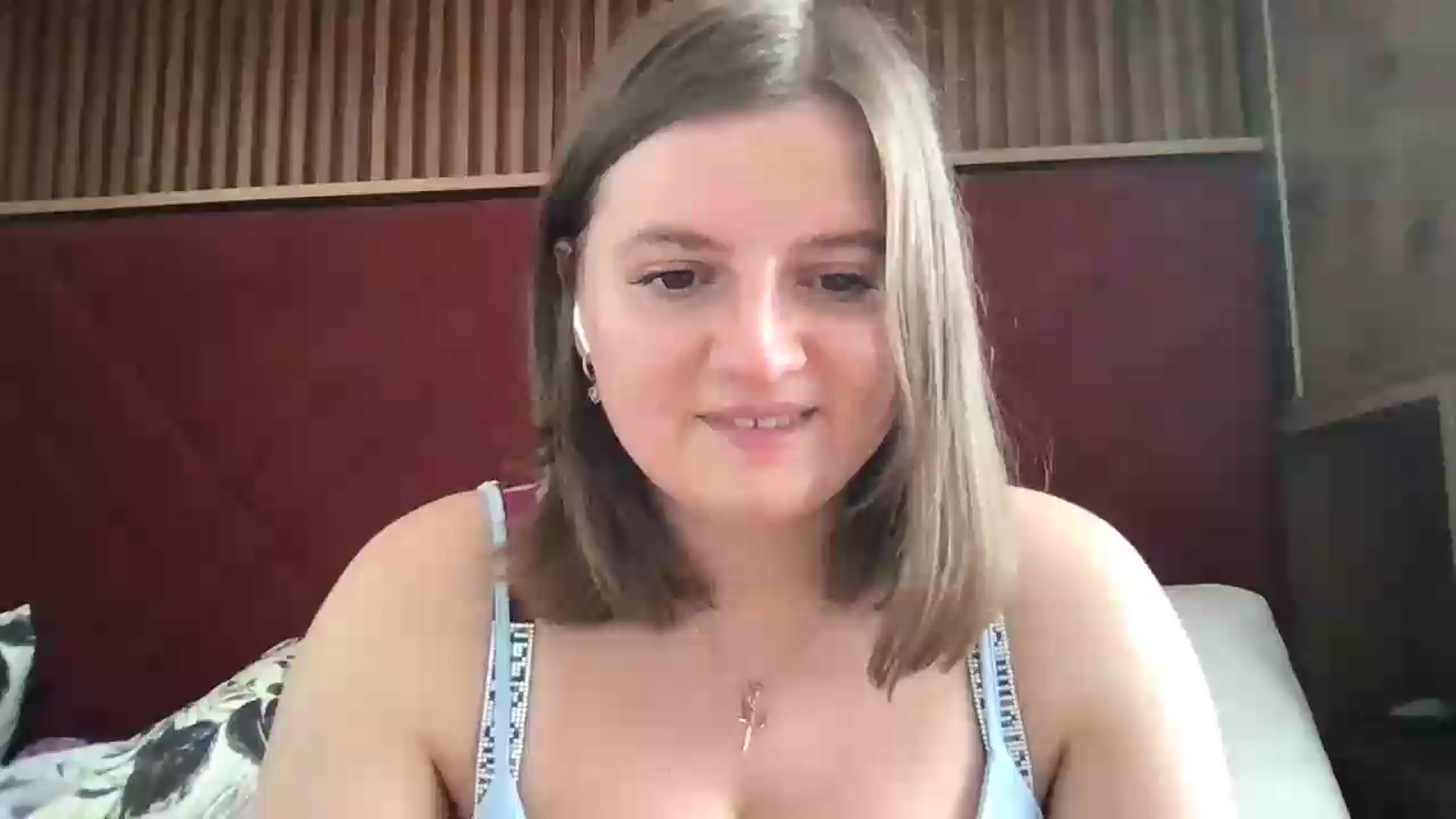 Gallery image thumbnail from MarshaCleave's myfreecams stream on, 07/15/2026, 16:21 image 8 of 20