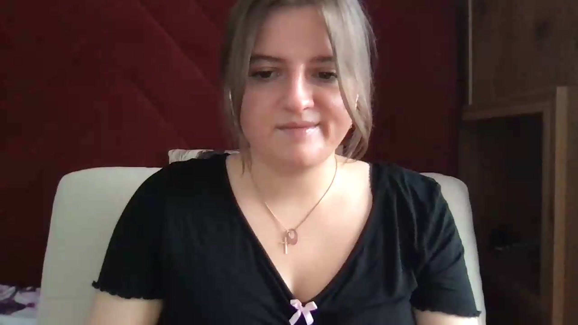Gallery image thumbnail from MarshaCleave's myfreecams stream on, 07/27/2026, 13:33 image 9 of 20