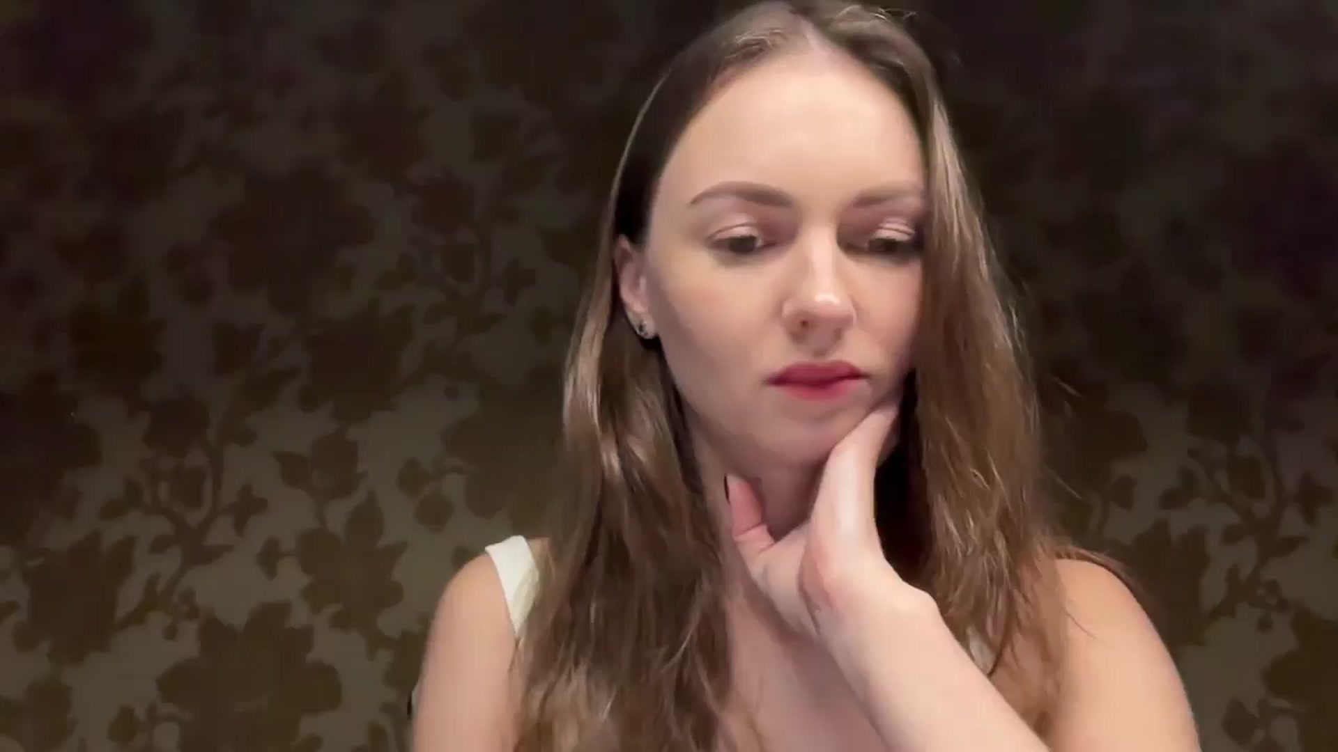 Gallery image thumbnail from MarshaGreen's myfreecams stream on, 11/11/2025, 16:18 image 8 of 20