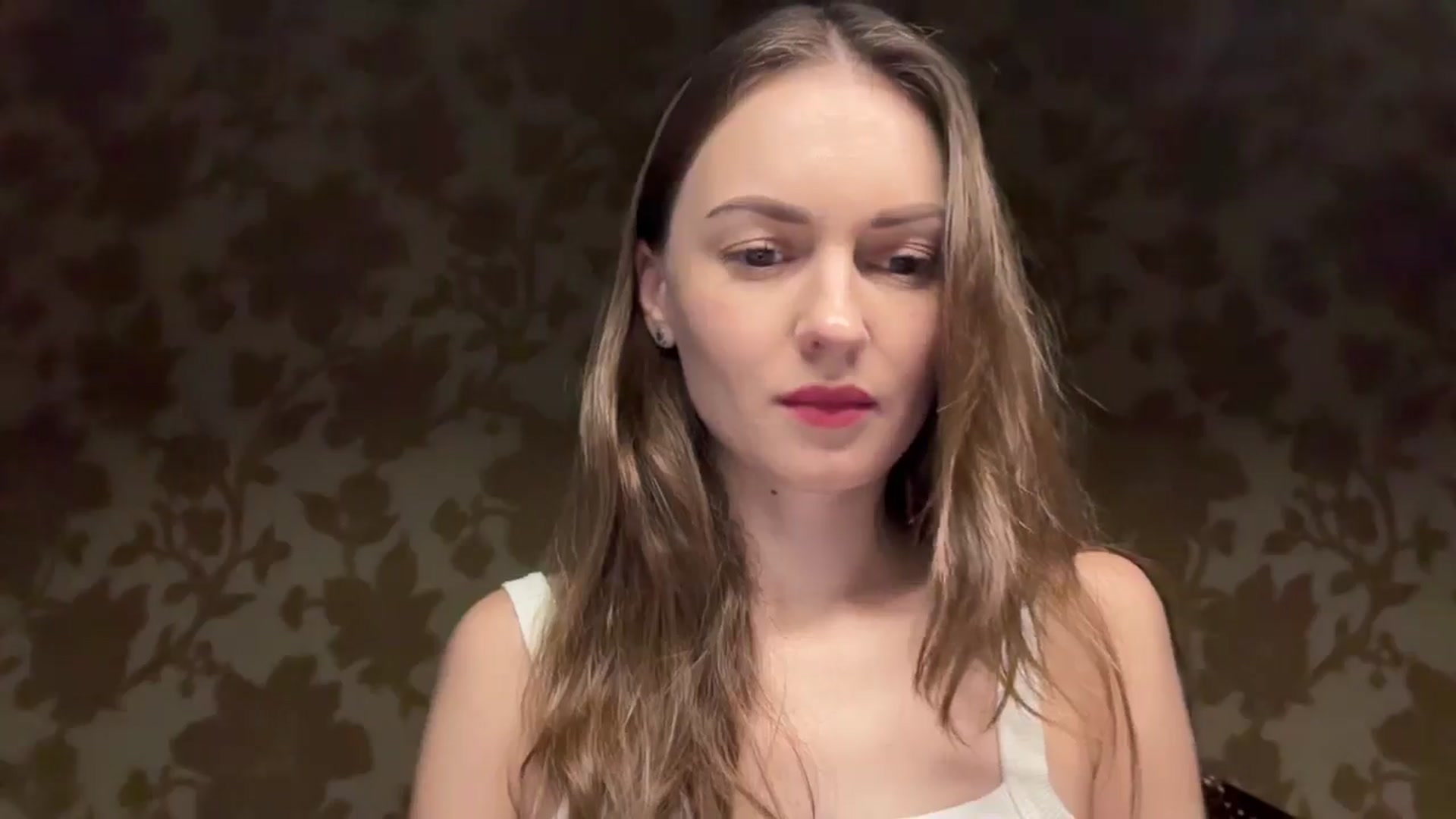 Gallery image thumbnail from MarshaGreen's myfreecams stream on, 11/11/2025, 16:18 image 14 of 20