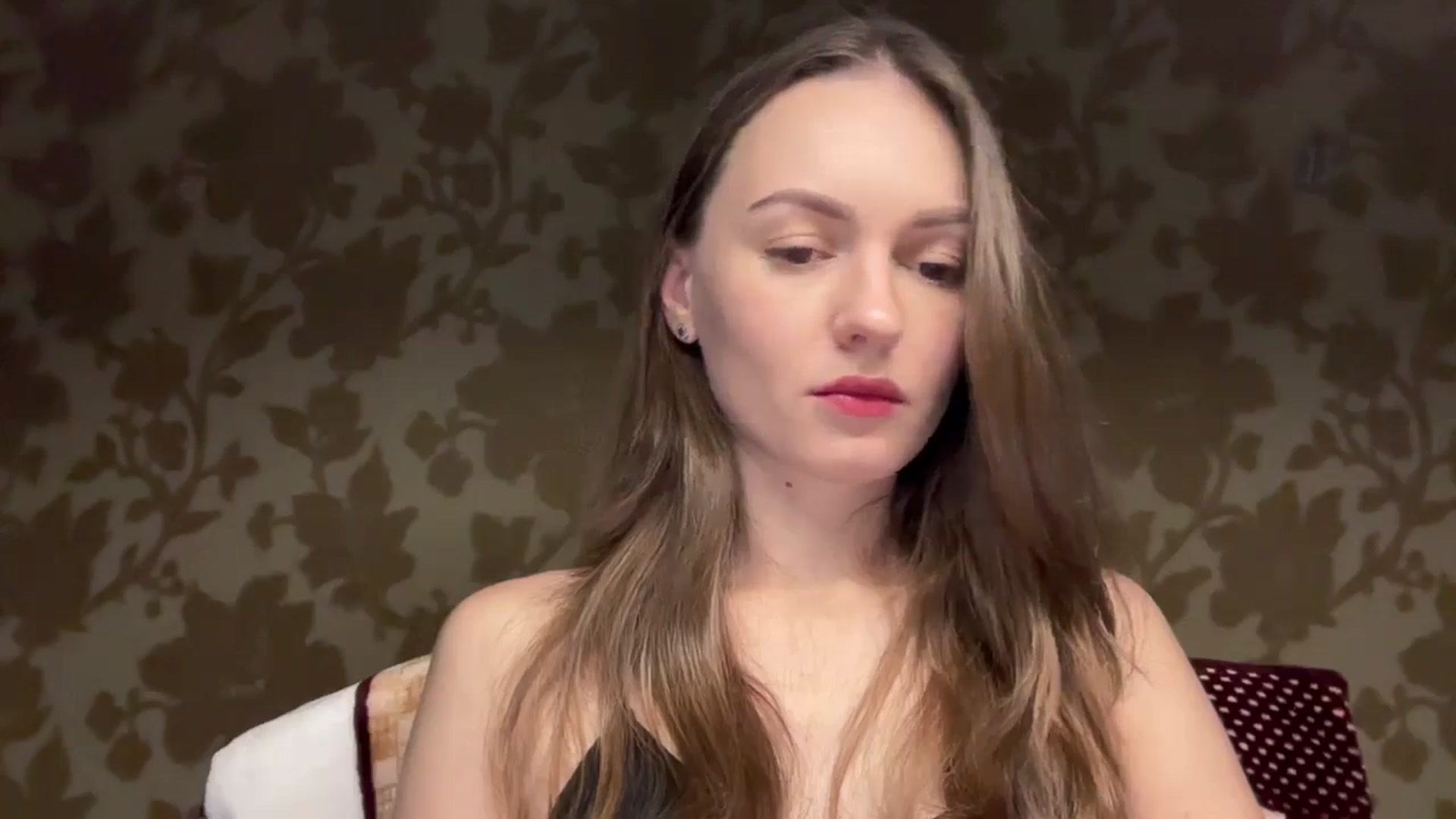 Gallery image thumbnail from MarshaGreen's myfreecams stream on, 11/12/2025, 14:03 image 13 of 20