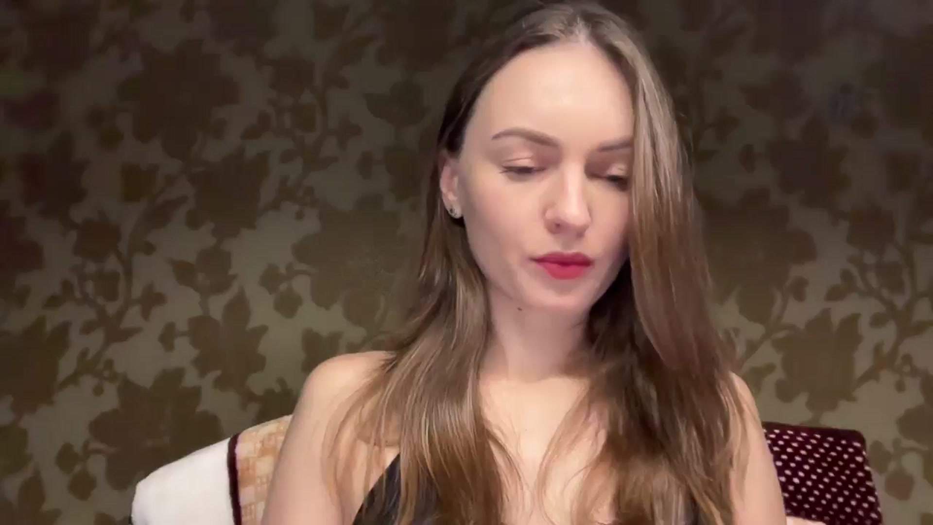 Gallery image thumbnail from MarshaGreen's myfreecams stream on, 11/12/2025, 14:03 image 11 of 20